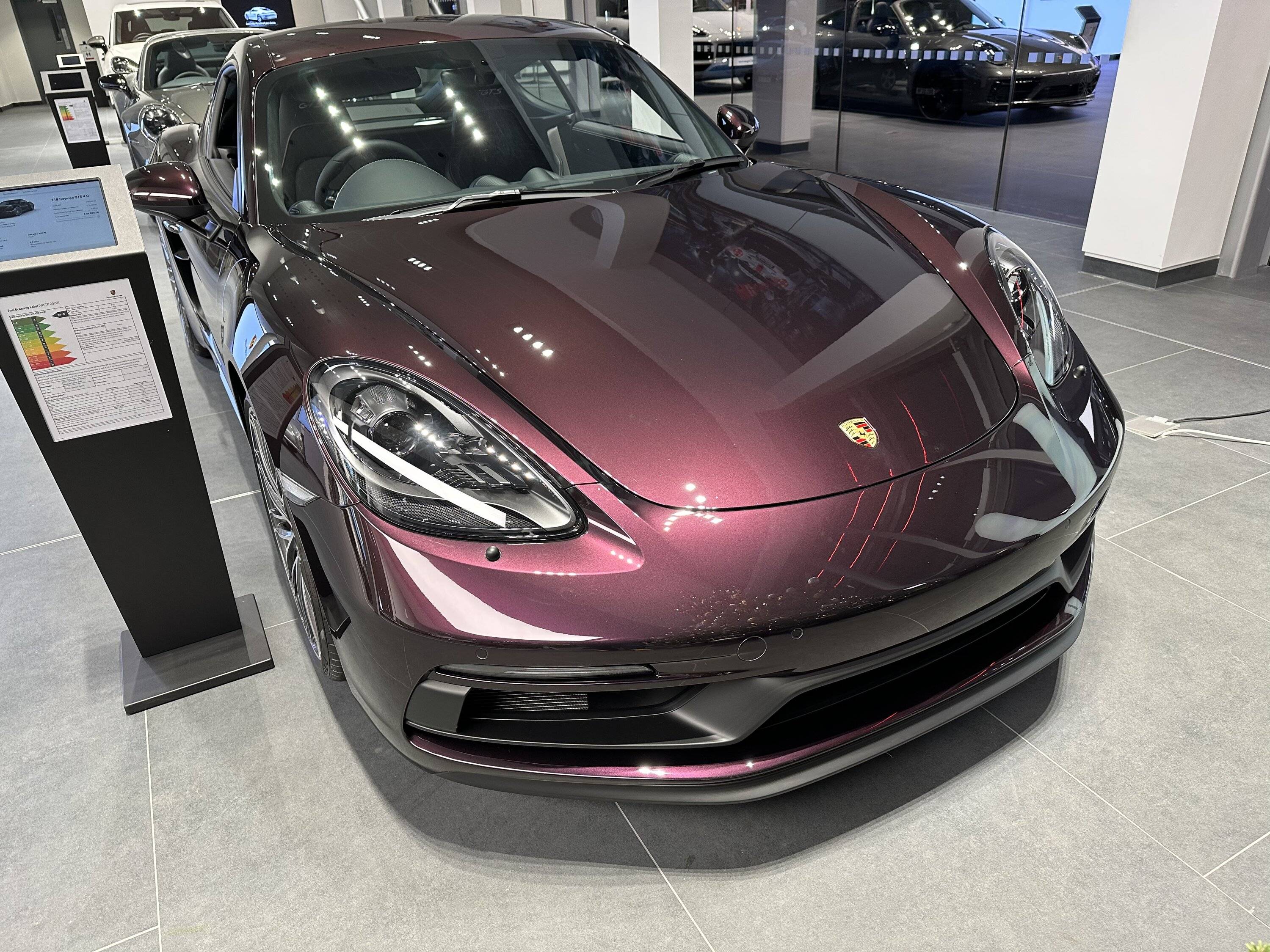 Porsche Taycan Taycan Turbo Sport Turismo arrives in the cold and dark! 4283F32B-BB90-4364-8F2F-32EC40C8BCA4