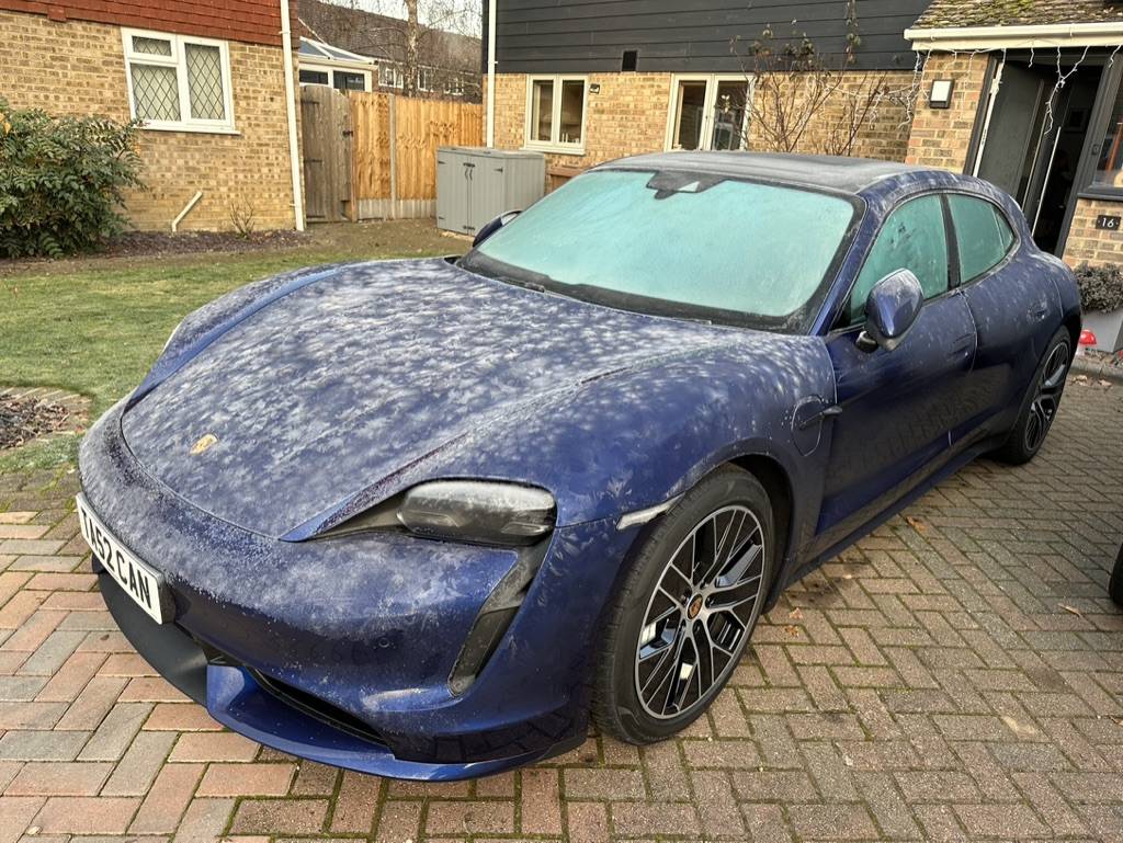 Porsche Taycan Taycan Turbo Sport Turismo arrives in the cold and dark! D624877A-221F-420D-9E12-48A1055ED7AE_1_105_c