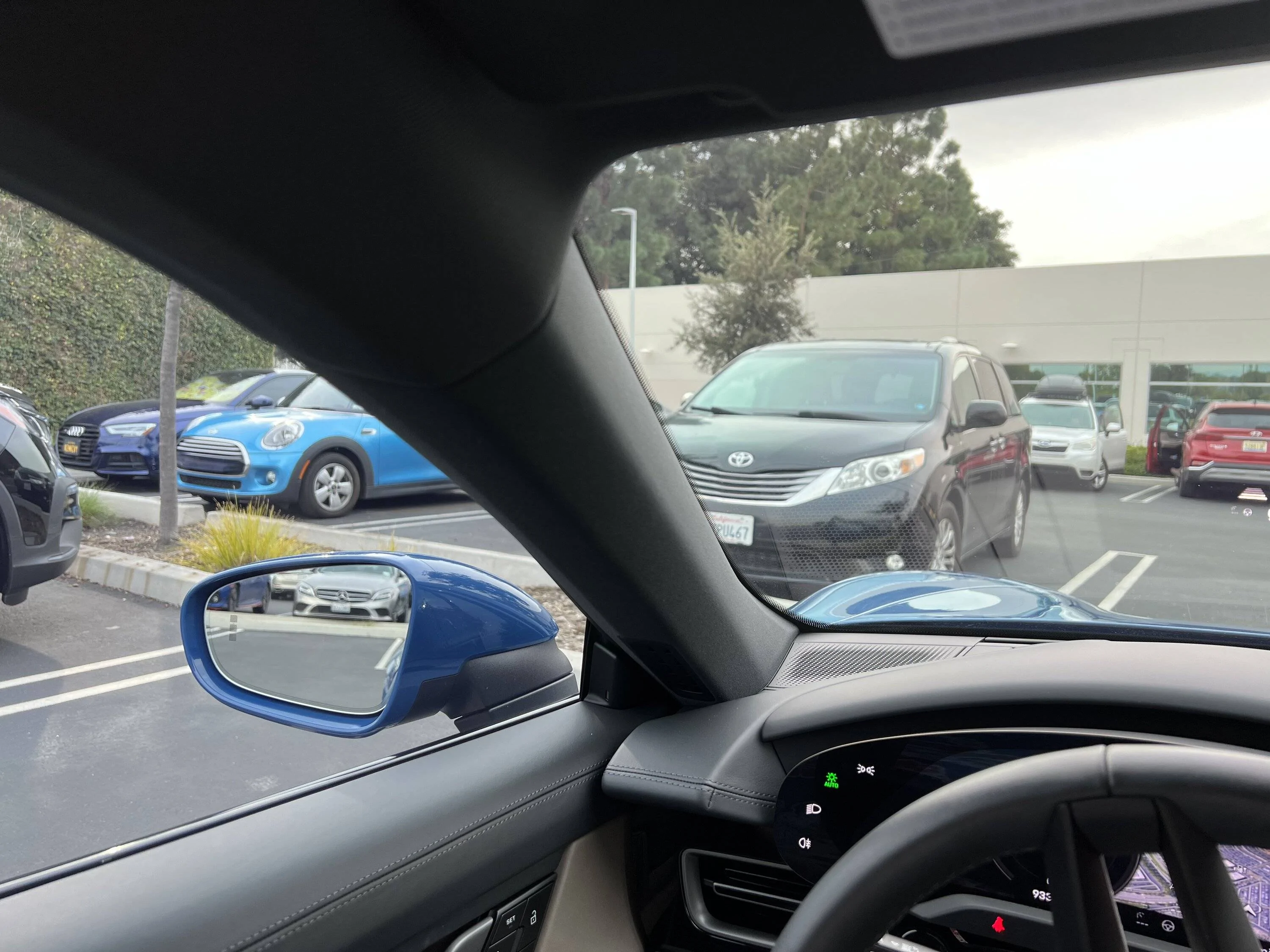 Porsche Taycan Front windshield tint? F45F7E1E-E8AA-4544-B5FF-C25F9149BF2E