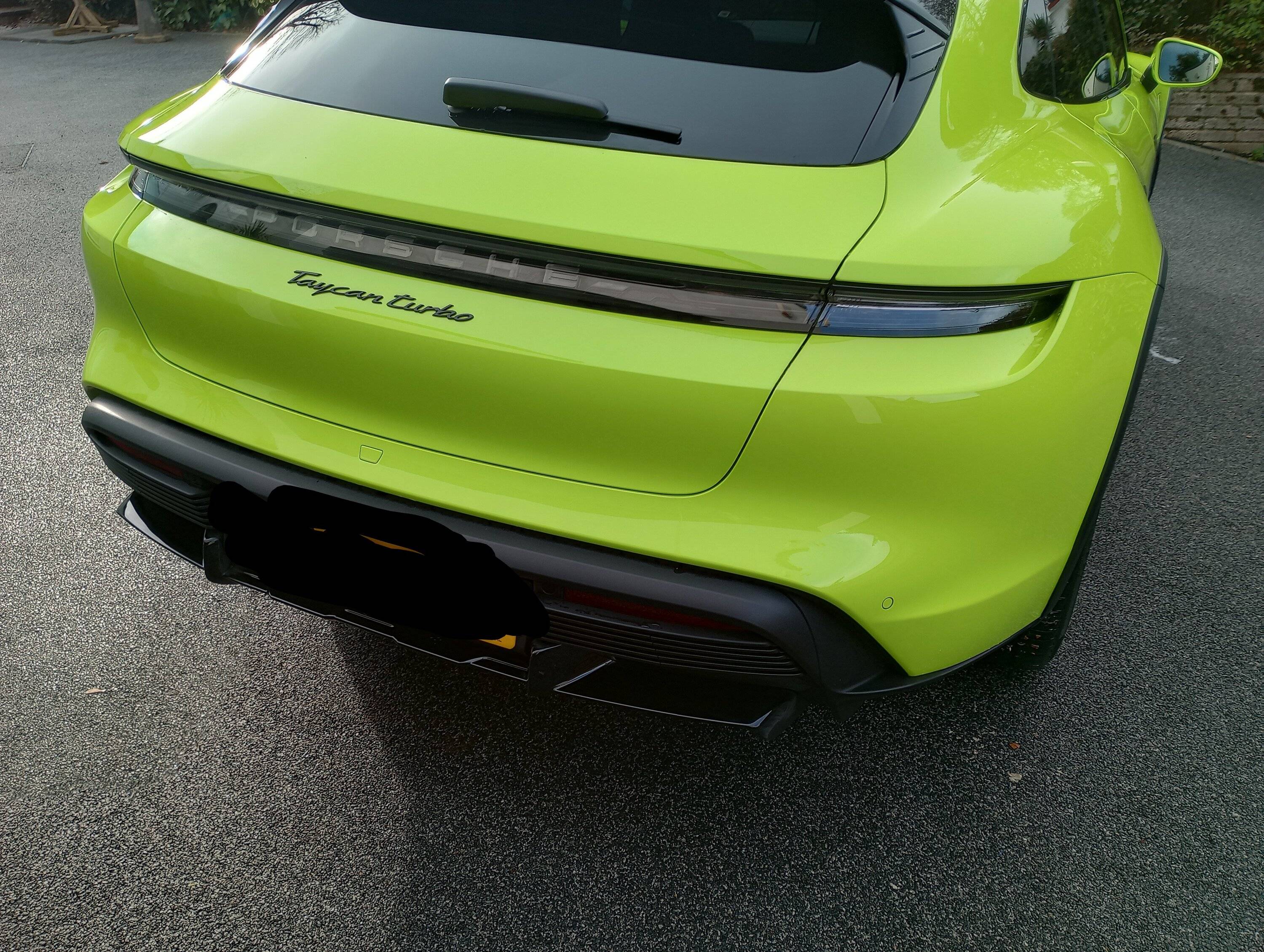 Porsche Taycan One month in Cross Turismo Taycan Turbo Acid Green PTS.... fantastic! img_20221210_120620677_hdr-2-