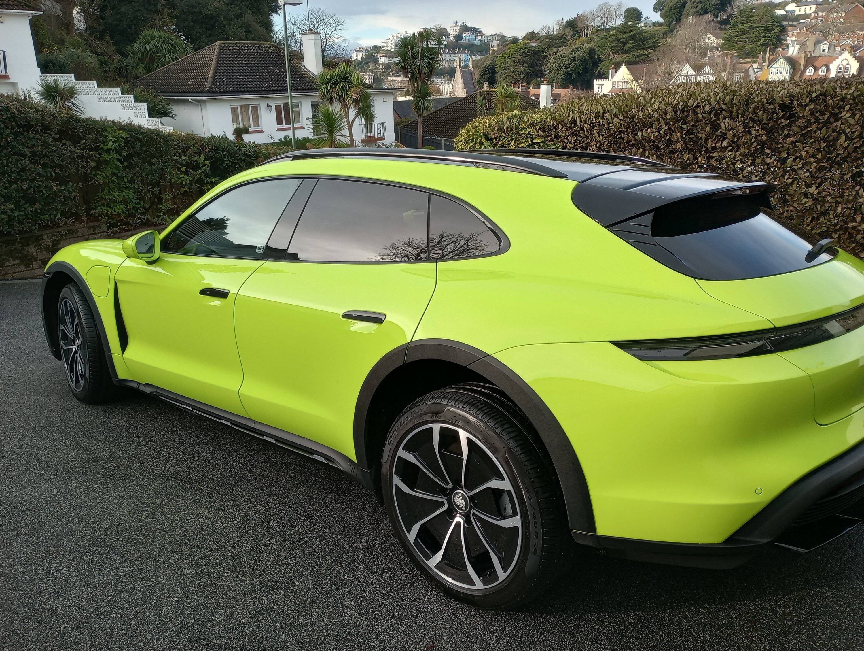 Porsche Taycan One month in Cross Turismo Taycan Turbo Acid Green PTS.... fantastic! img_20221210_120628872_hdr-