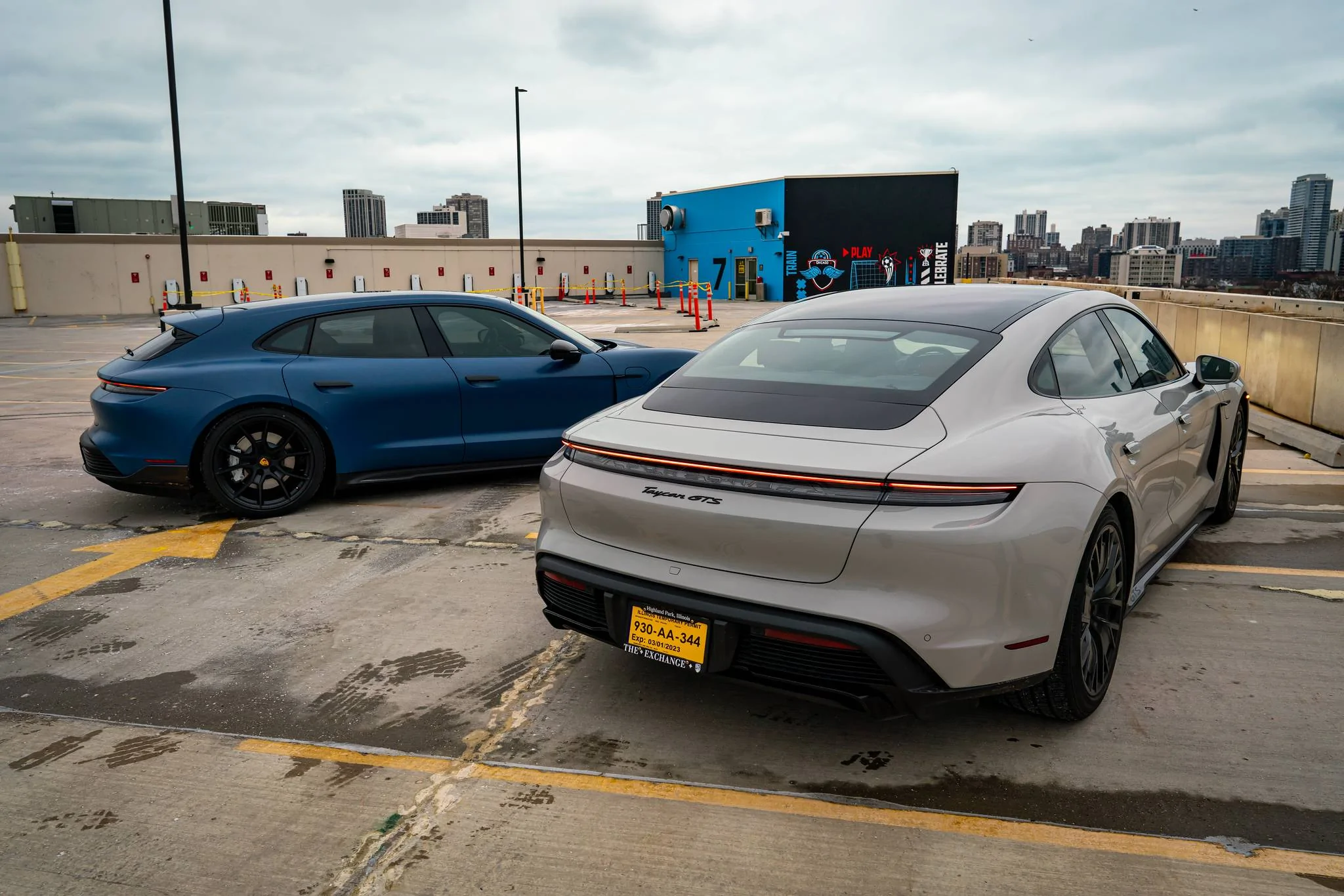 Porsche Taycan Stealth Neptune GTS ST and Chalk GTS Club i-GVBzLwk-X4