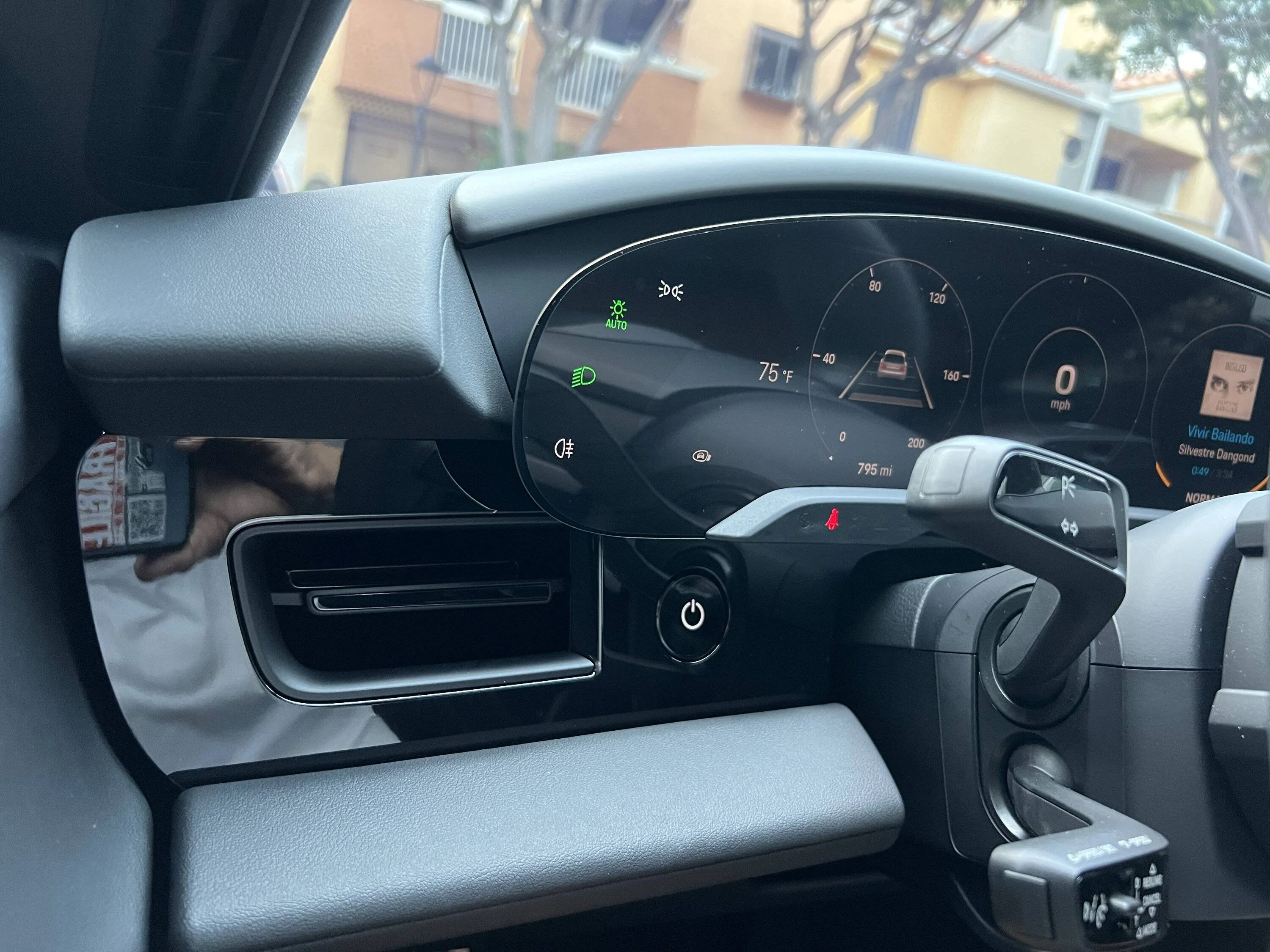 Porsche Taycan Anti fingerprint screen protectors recommendations? D94F9DBE-F047-4EE0-B291-6FA07484B182