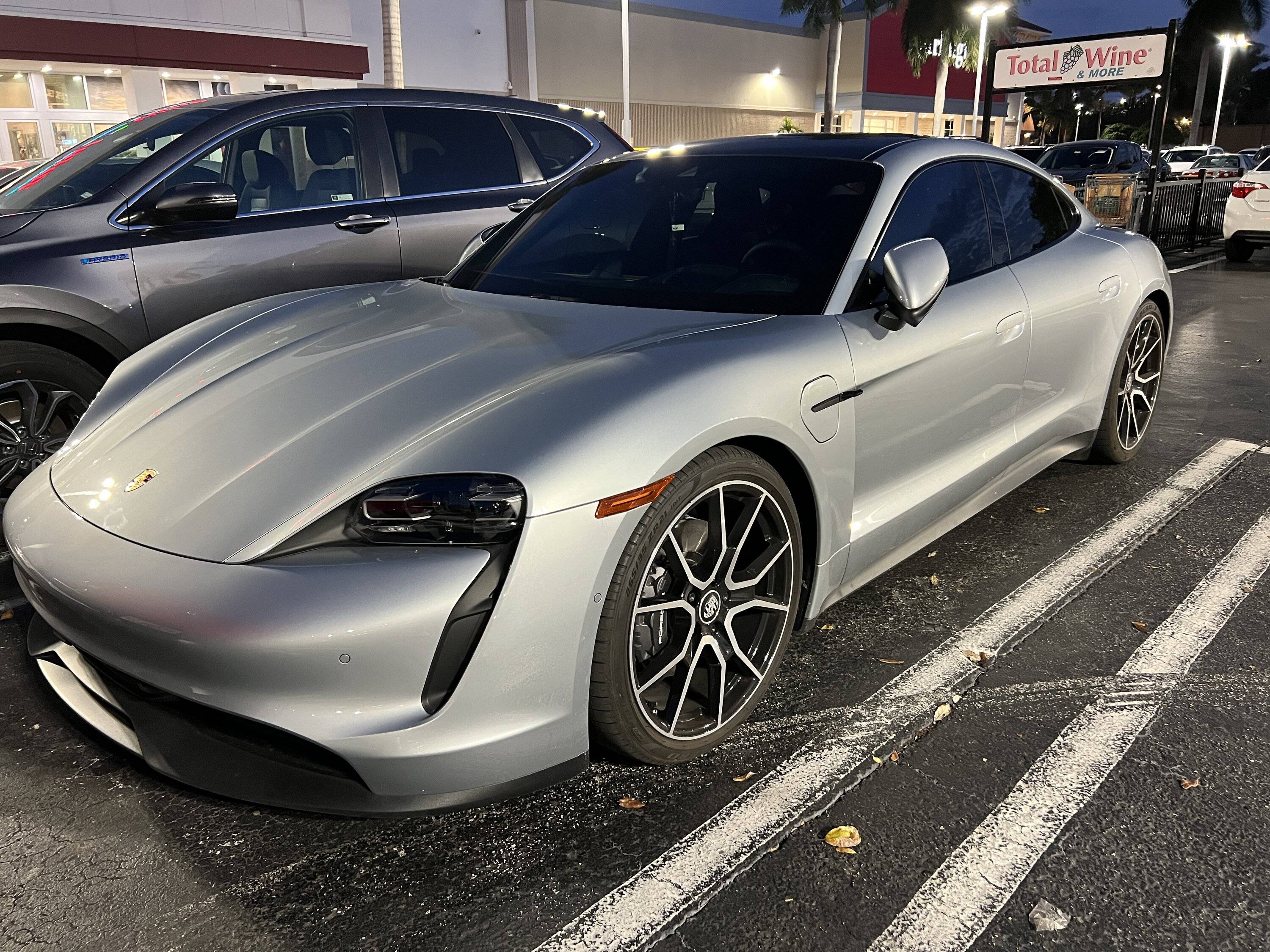 Porsche Taycan Front windshield tint? 95C922F2-ECBF-4C45-95EF-A4C1B31E1642