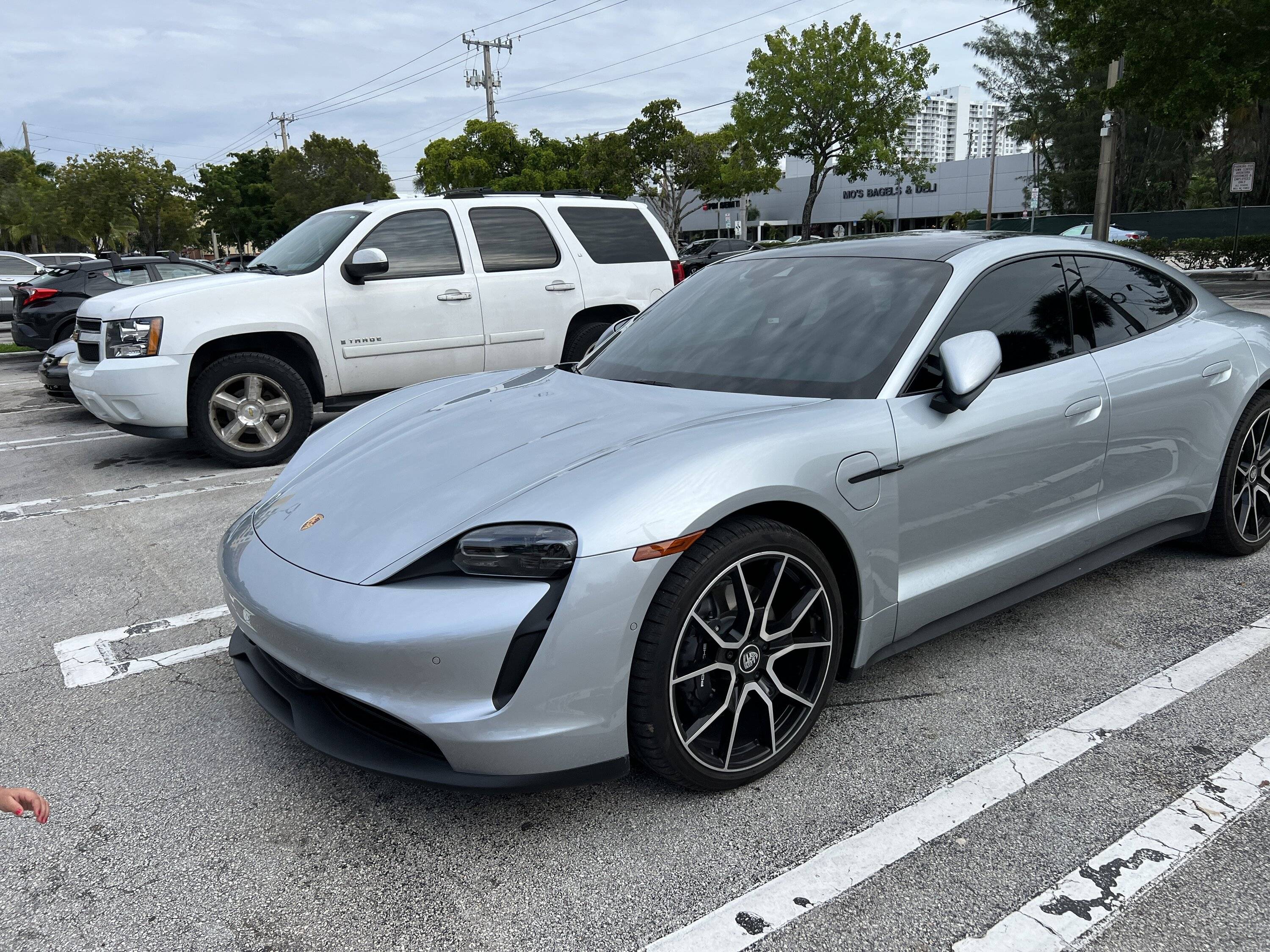 Porsche Taycan Front windshield tint? 32FE0EA3-AAB8-4C15-91C9-45F903FF7CC3