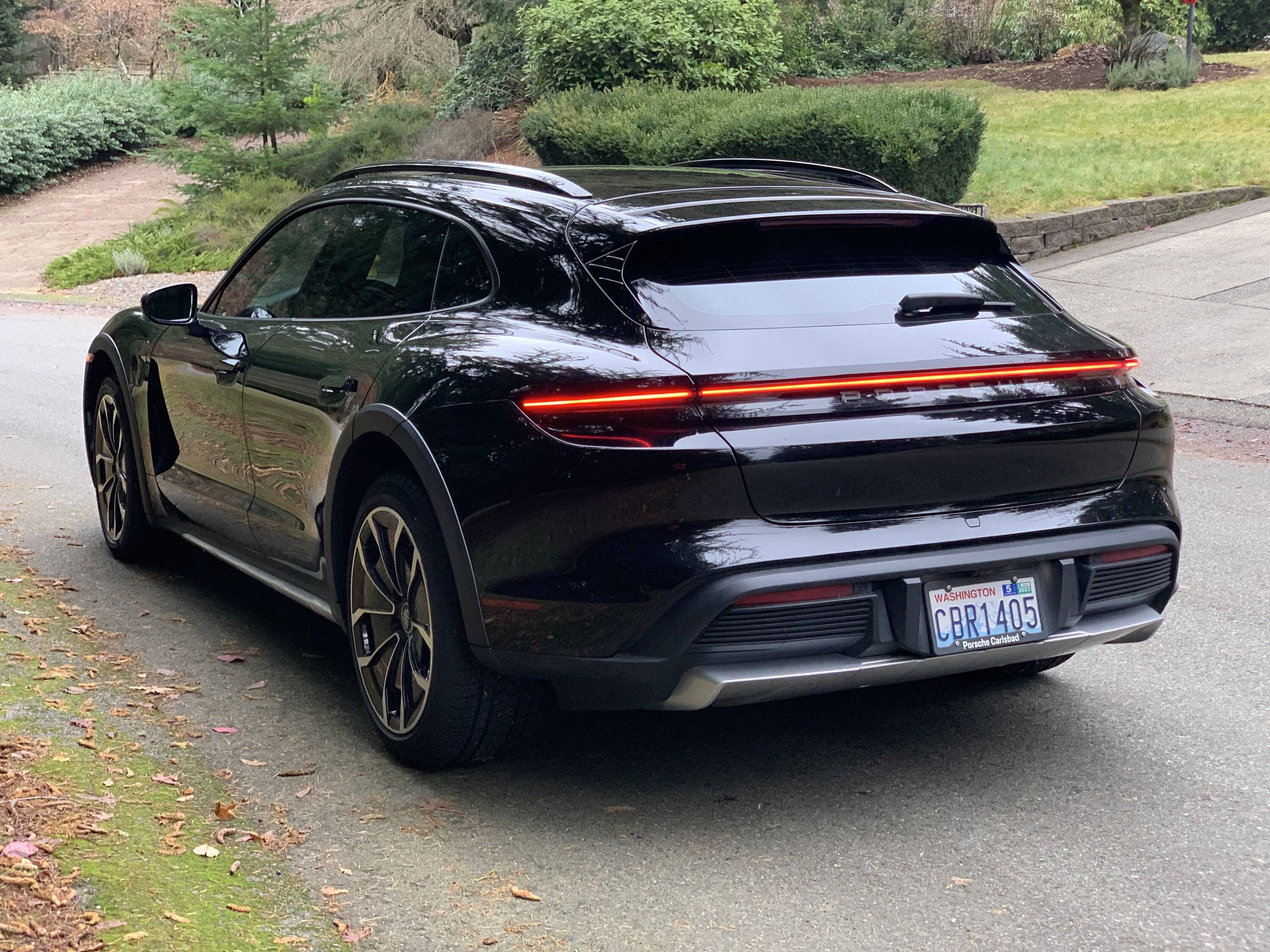 Porsche Taycan FS: 2022 Taycan Cross Turismo IMG_3020.JPG
