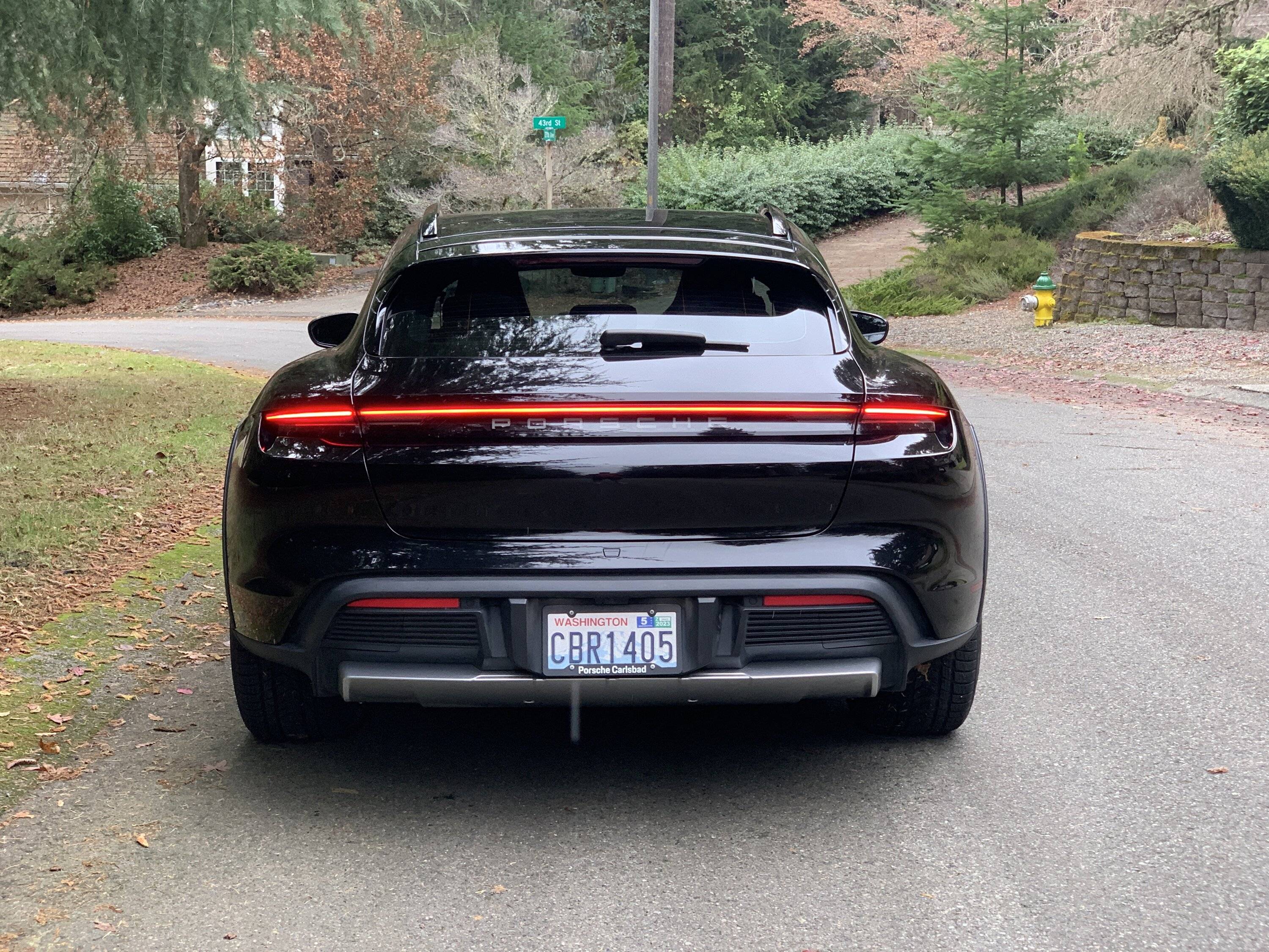 Porsche Taycan FS: 2022 Taycan Cross Turismo IMG_3021.JPG