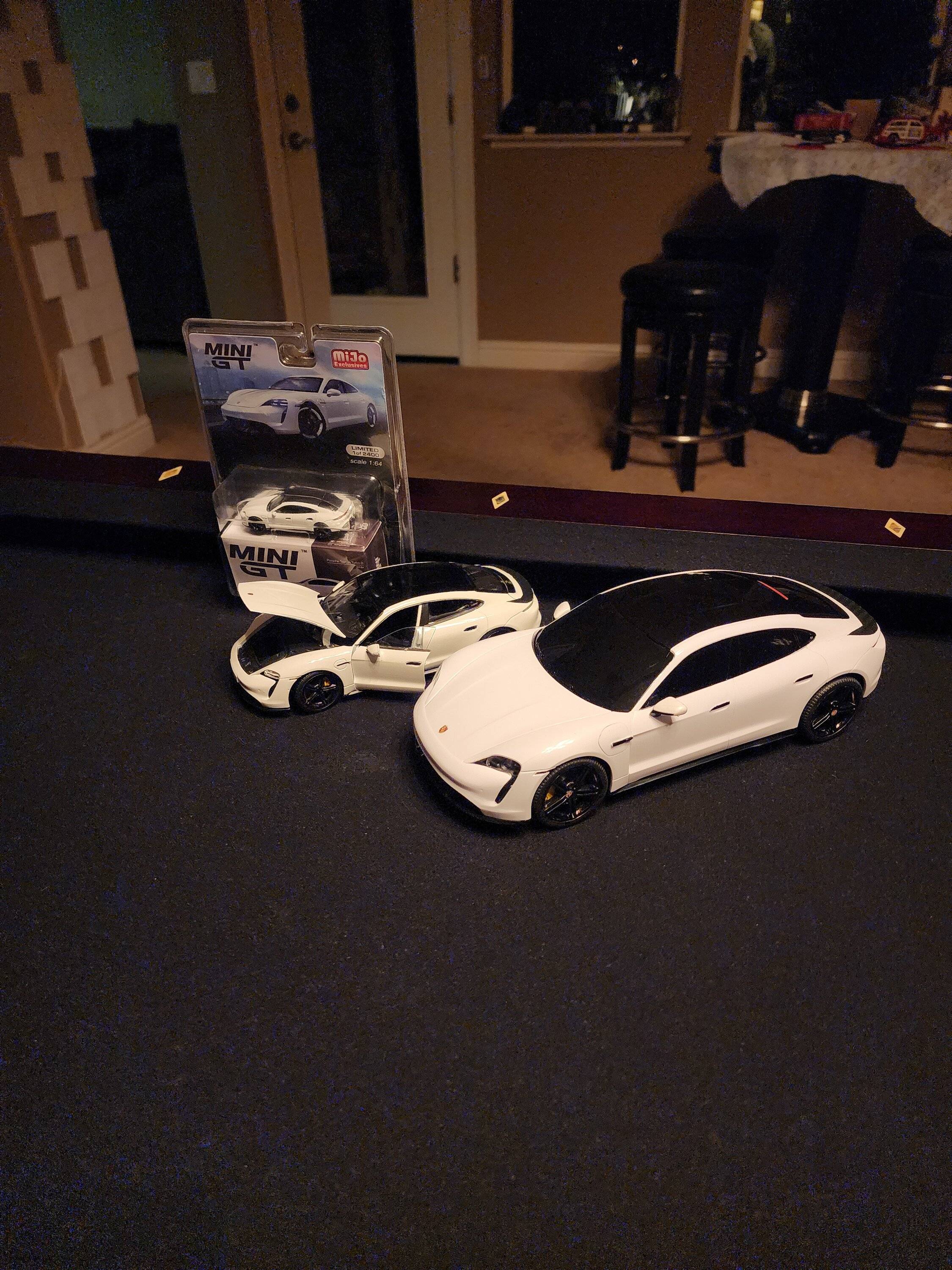Porsche Taycan RC Taycan available at Macy's 20221220_003748
