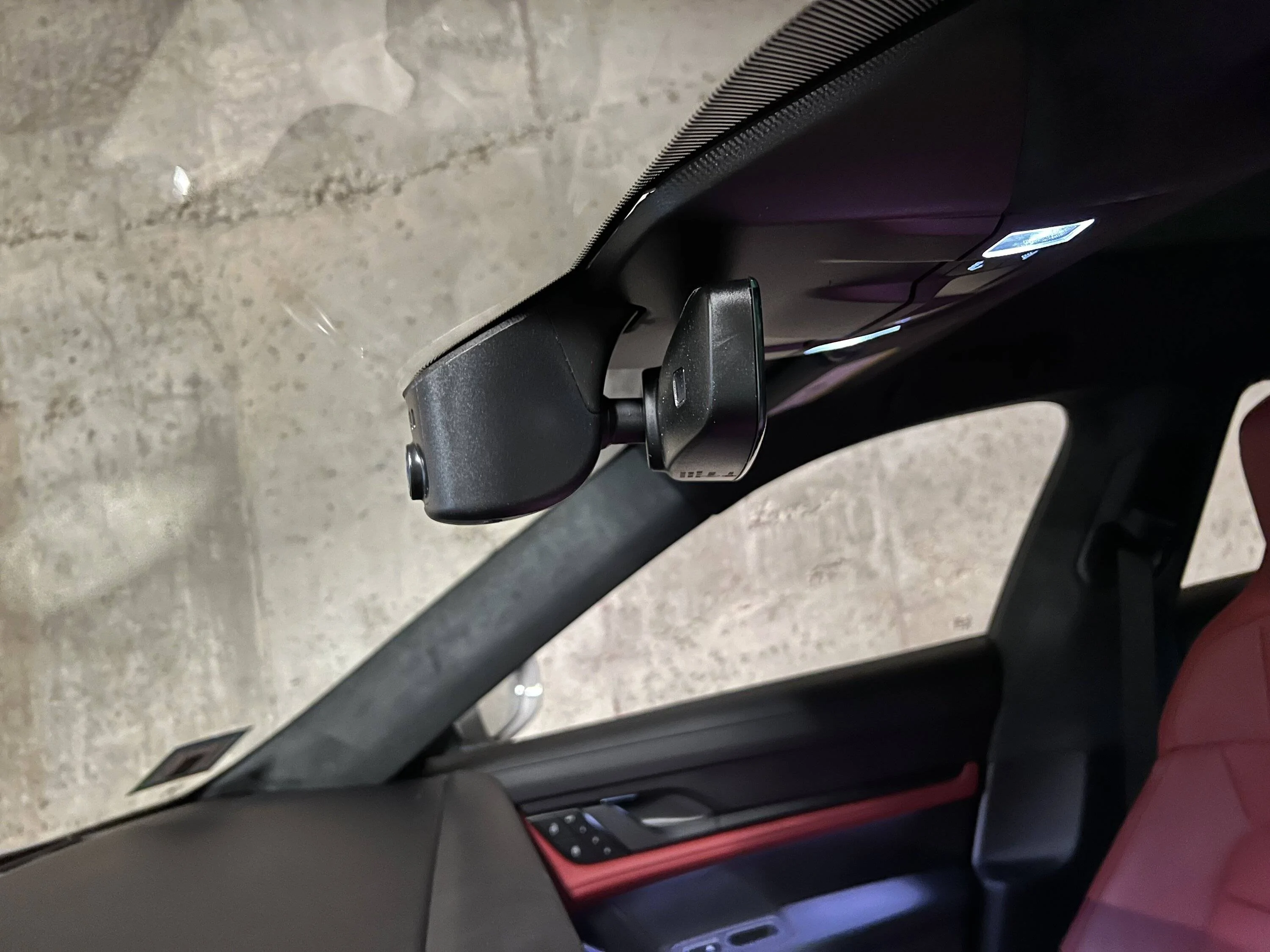 Porsche Taycan Fitcamx dashcam installation 0353BC13-F547-4F9D-8F13-AFD363316E04