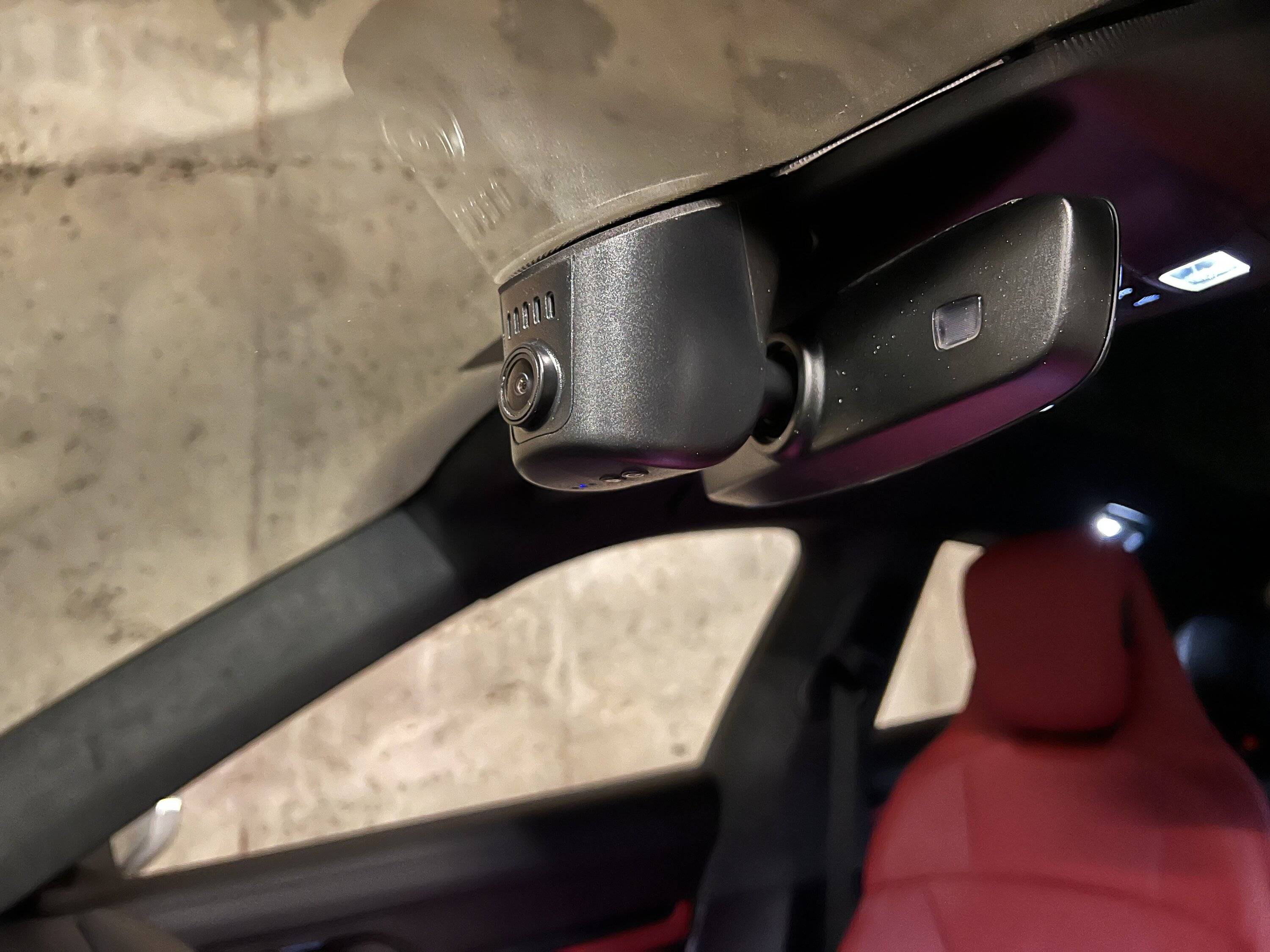 Porsche Taycan Fitcamx dashcam installation F1438359-38E3-40B8-B2C9-4A8DFDB7F044