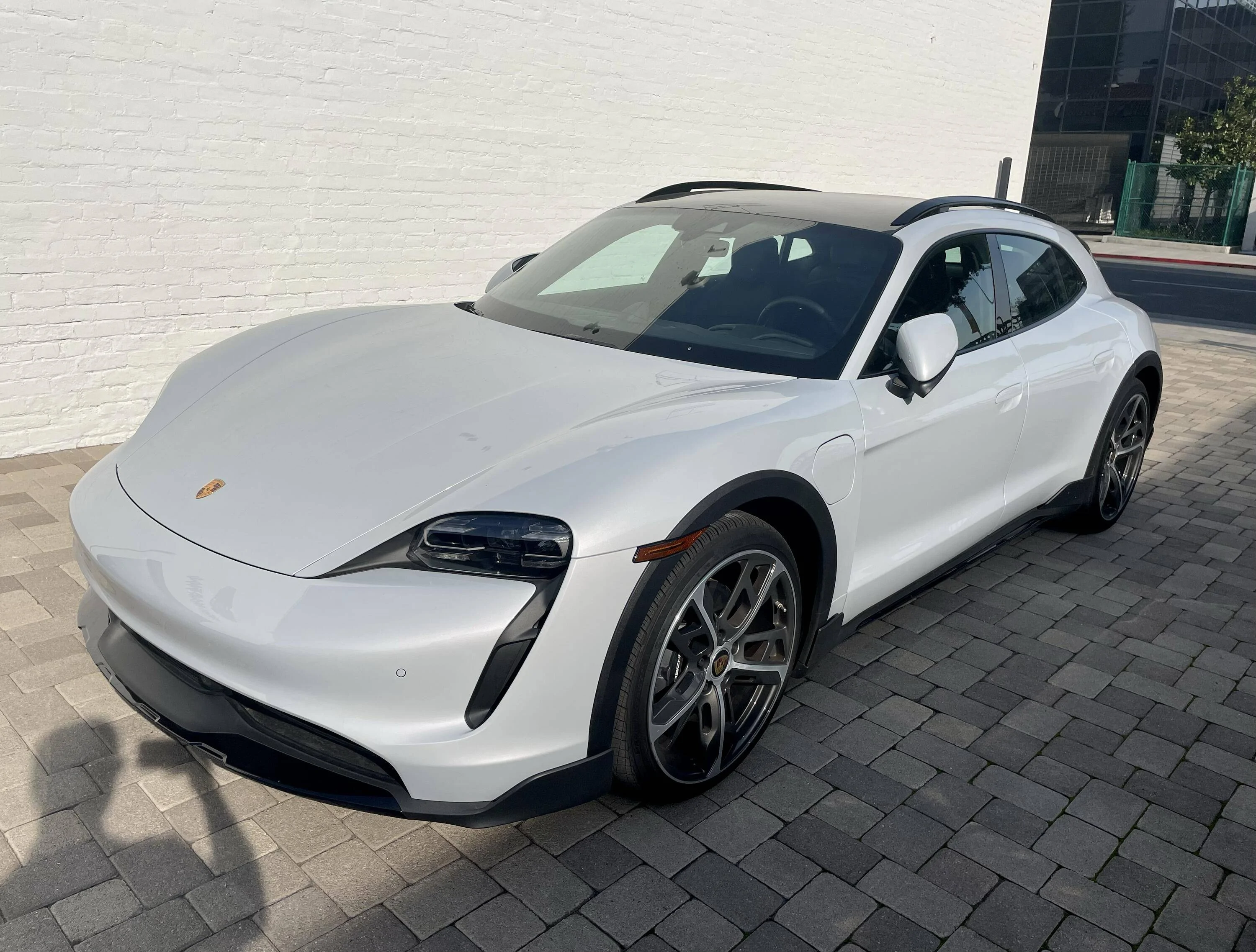 Porsche Taycan ICE GREY Taycan Club tempImage7iHM9N