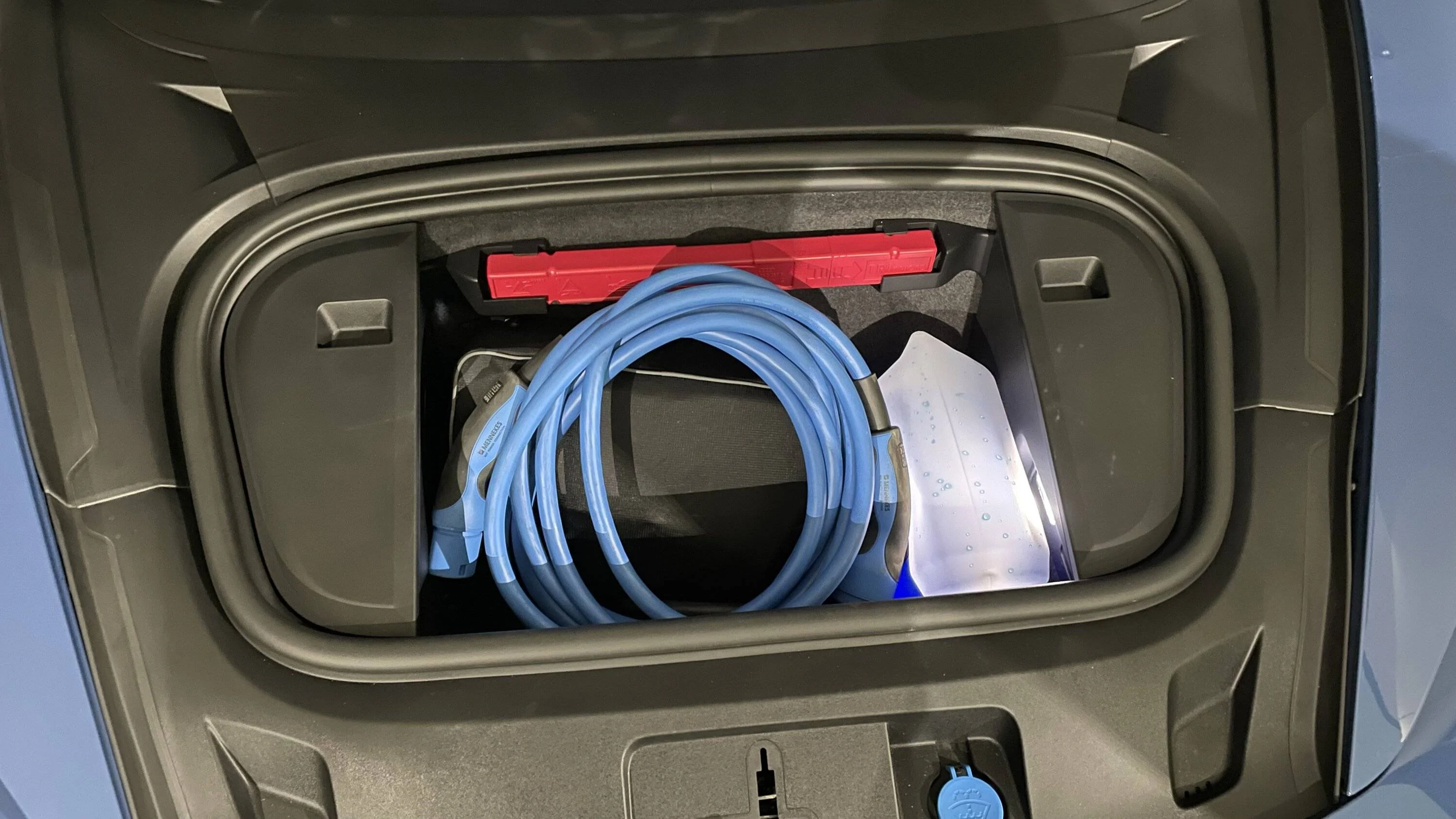 Porsche Taycan Ev cable reel neat solution to untidy cable 😮 maybe 🤔 IMG_2797