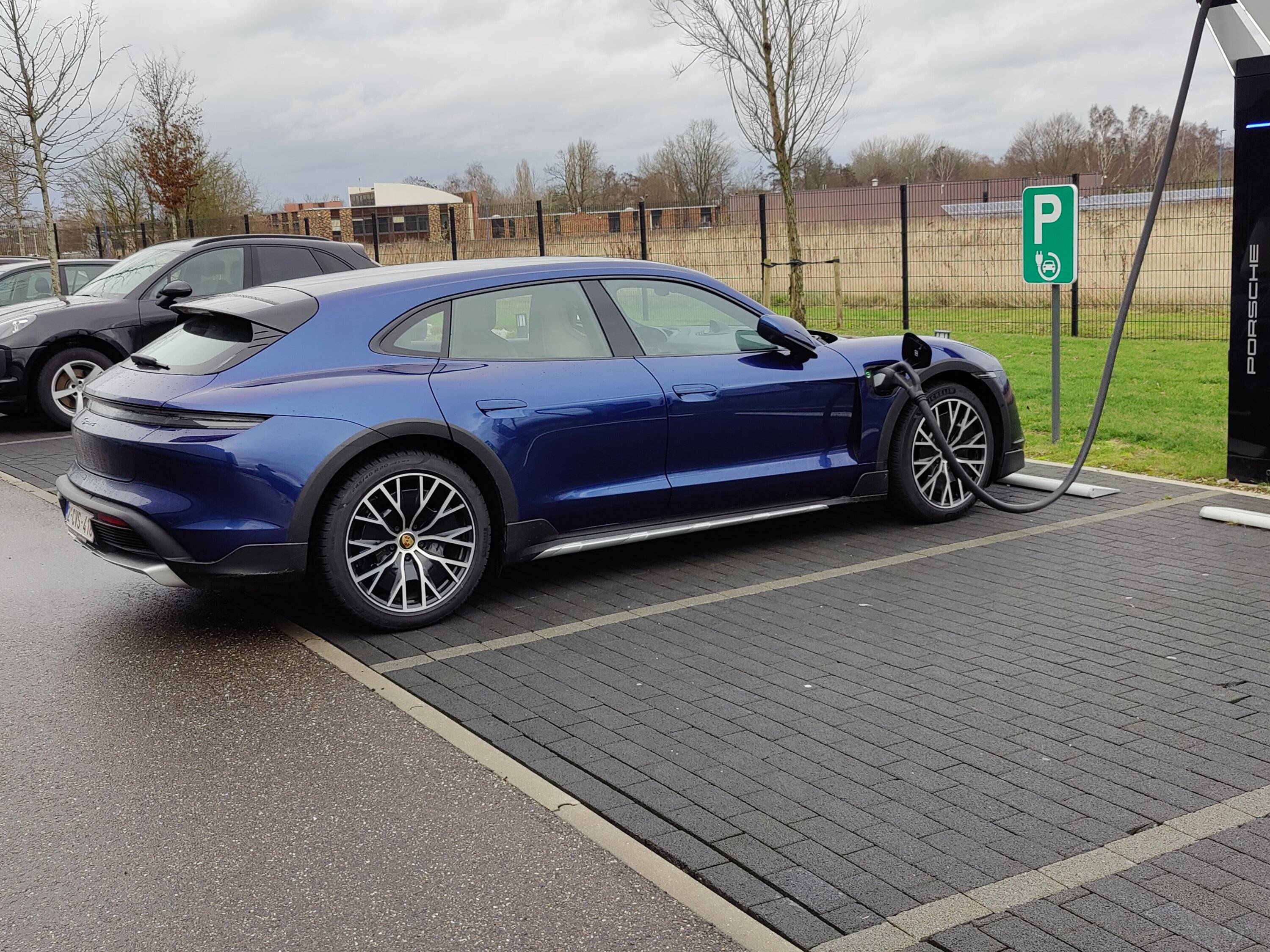 Porsche Taycan Hi from Belgium :) IMG20221228133549