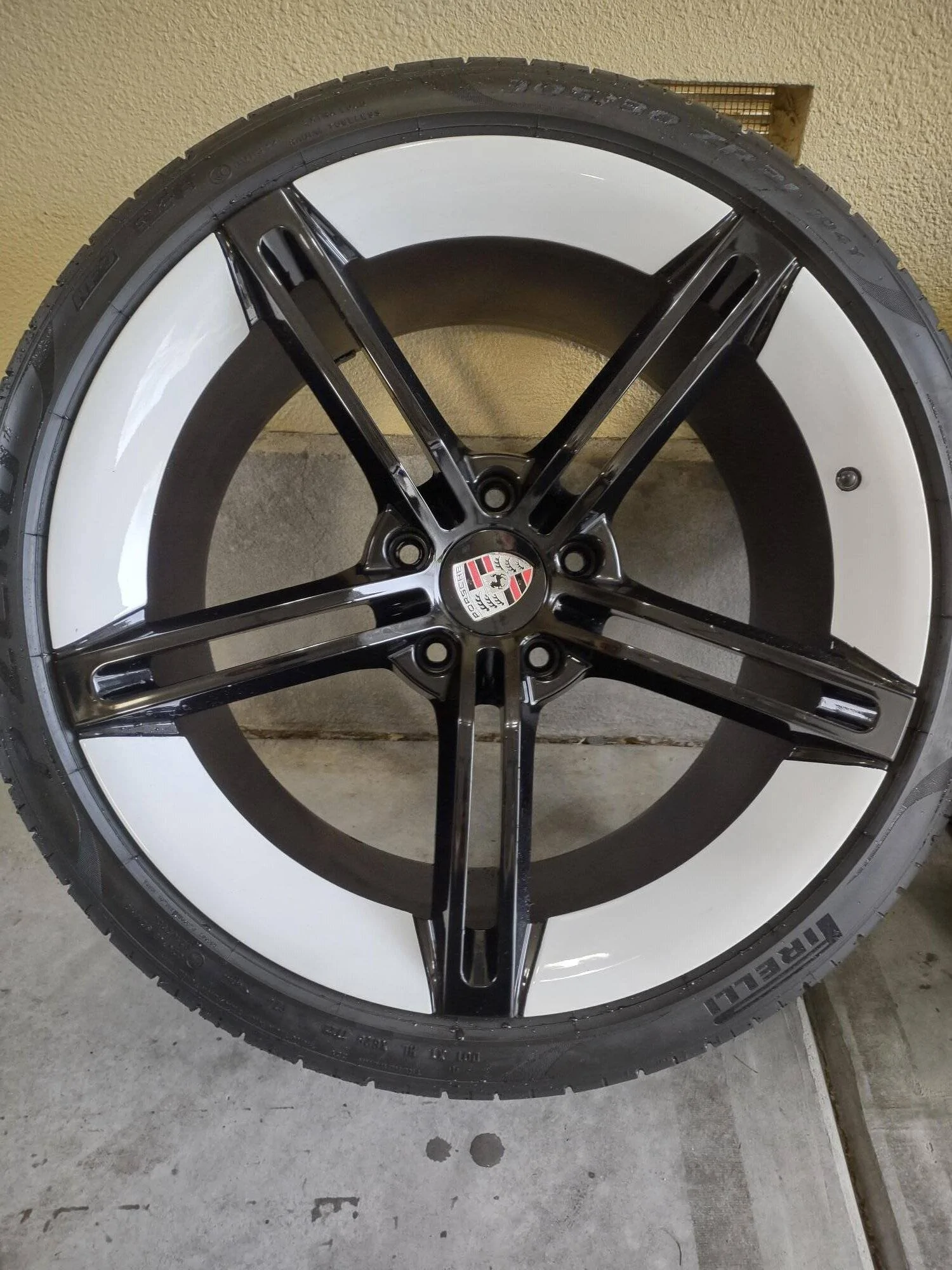 Porsche Taycan Mission E wheels & tires for sale Taycan wheels- 1
