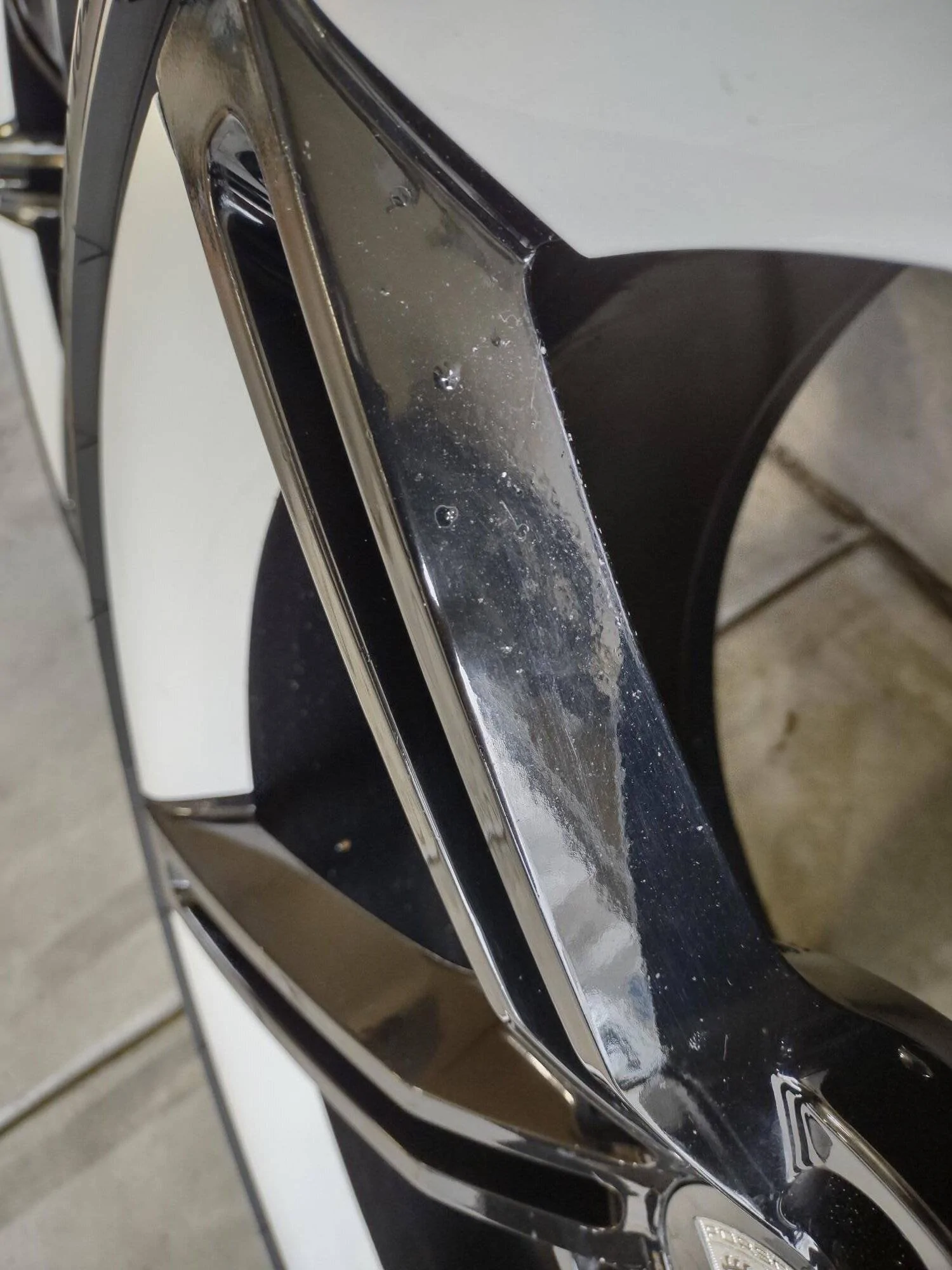 Porsche Taycan Mission E wheels & tires for sale Taycan wheels- Imperfection 1