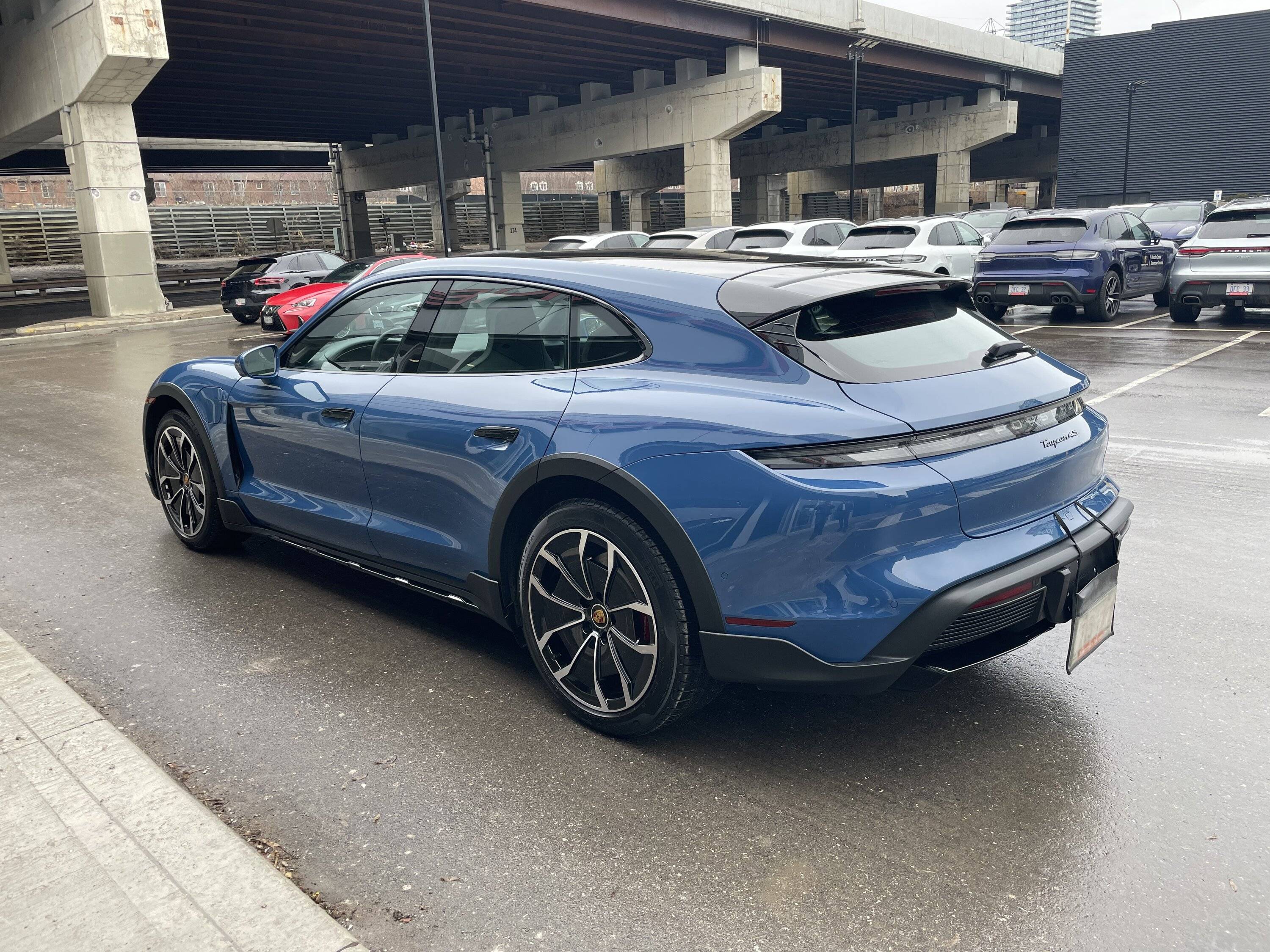 Porsche Taycan NEPTUNE BLUE Taycan Club FEADC3EB-B81F-4228-A54C-1DBCBFA0BED2