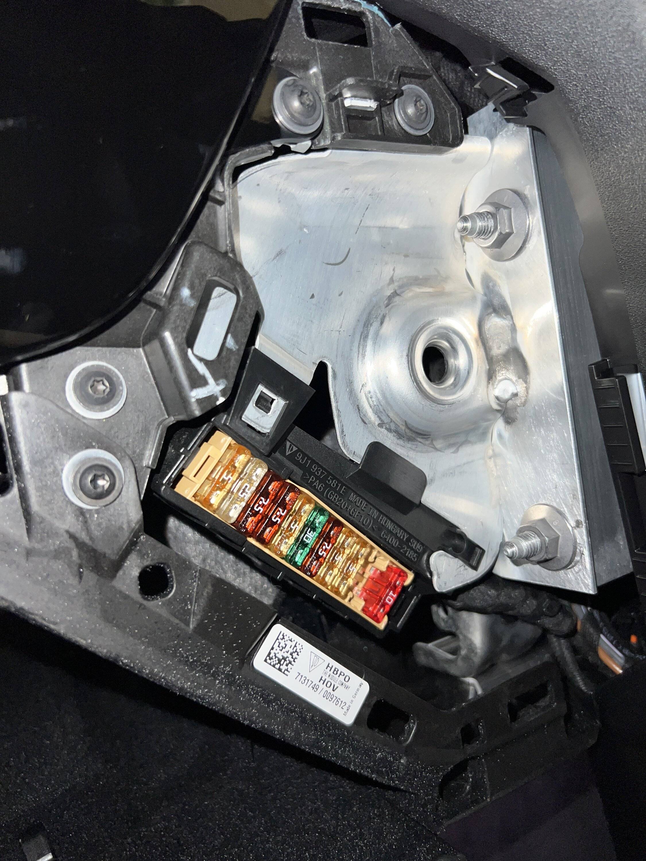 Porsche Taycan PCM Problems 678F2D67-897E-4DEF-921F-1763BA615B55