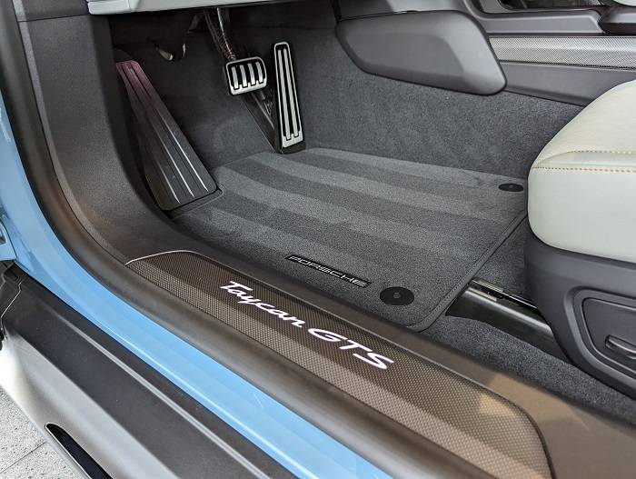 Porsche Taycan Are these standard GTS sill guards? A94AAD40-1D7D-444D-99FC-BDA47460857D
