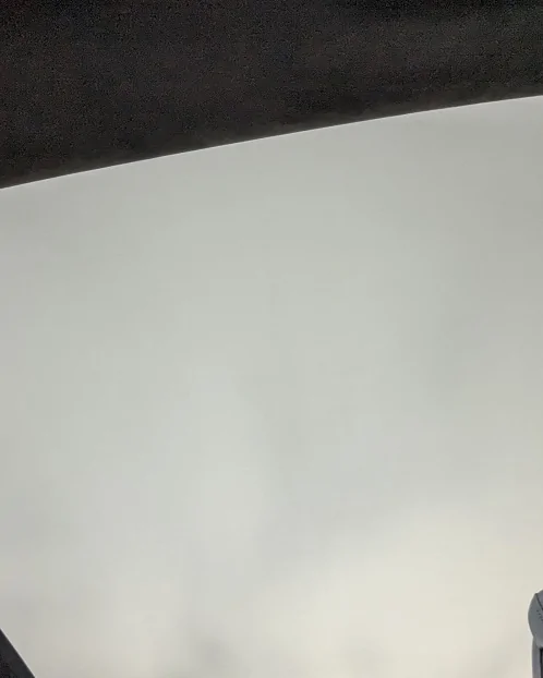 Porsche Taycan Panoramic roof with Variable Light Control (VLC) Pictures inside matt