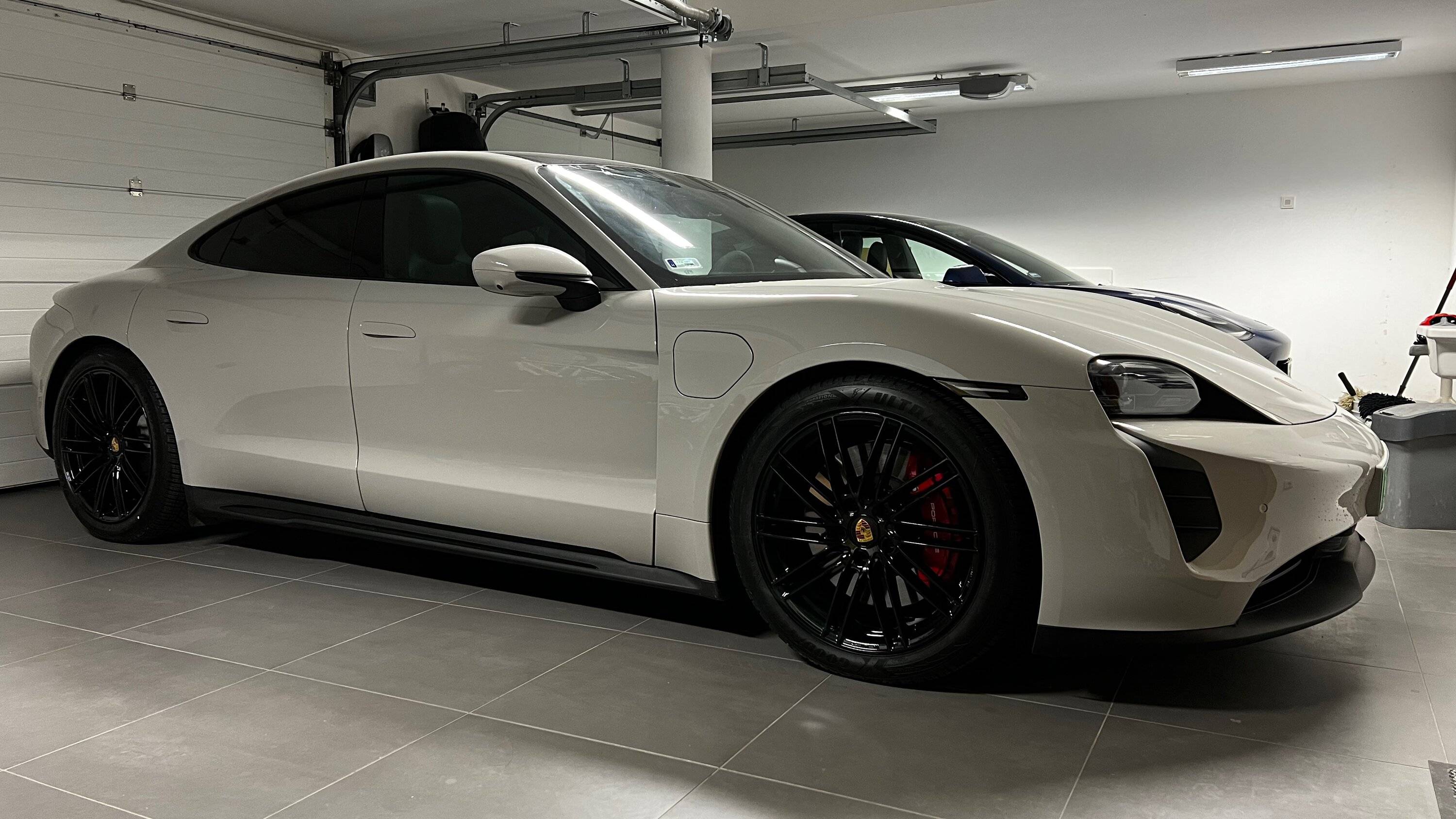 Porsche Taycan Winter Wheels installed - Vossen HF4T + Pirelli Winter Scorpion tires. 20x11R 20x9F IMG_4704