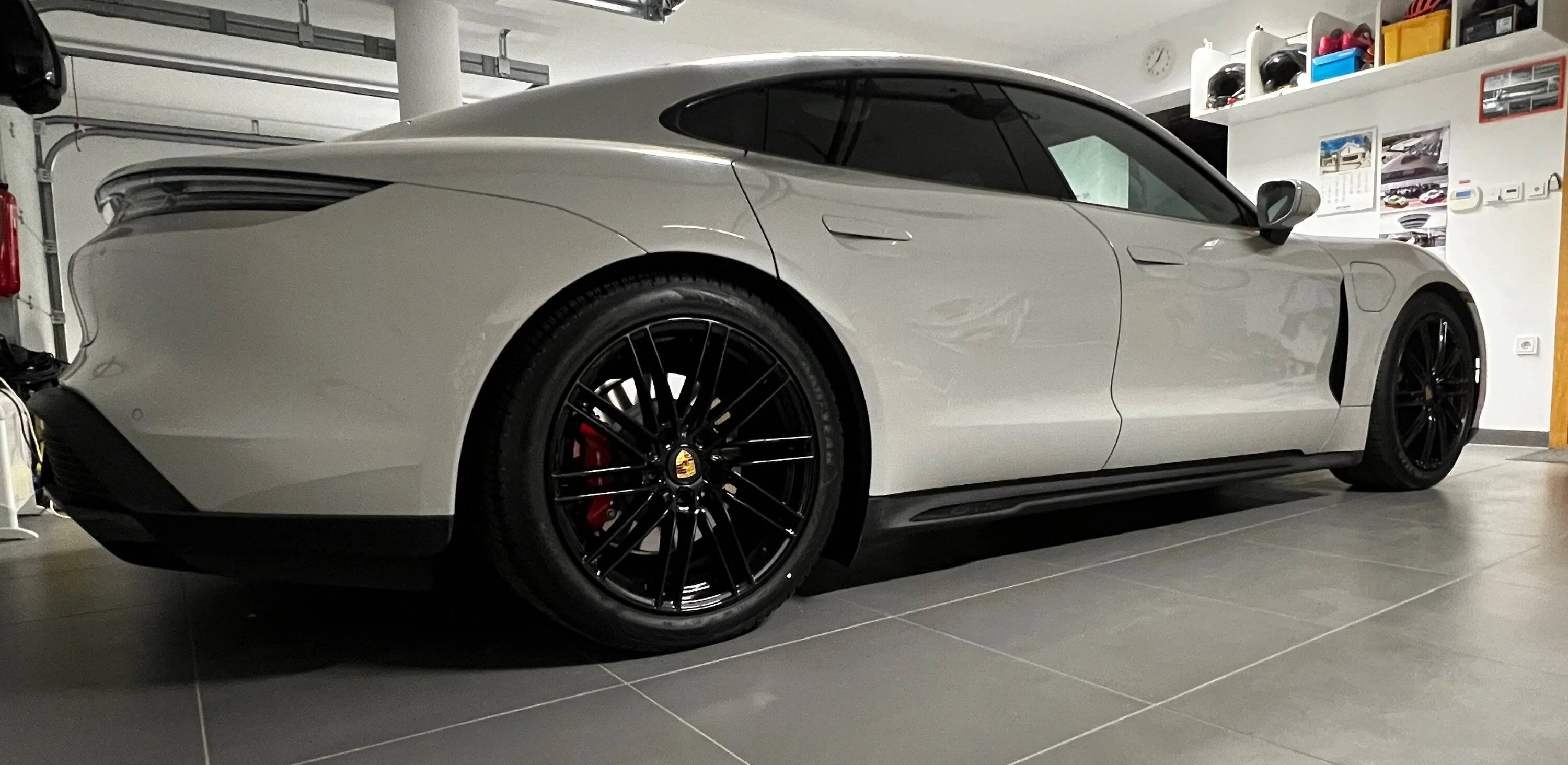 Porsche Taycan Winter Wheels installed - Vossen HF4T + Pirelli Winter Scorpion tires. 20x11R 20x9F IMG_4705