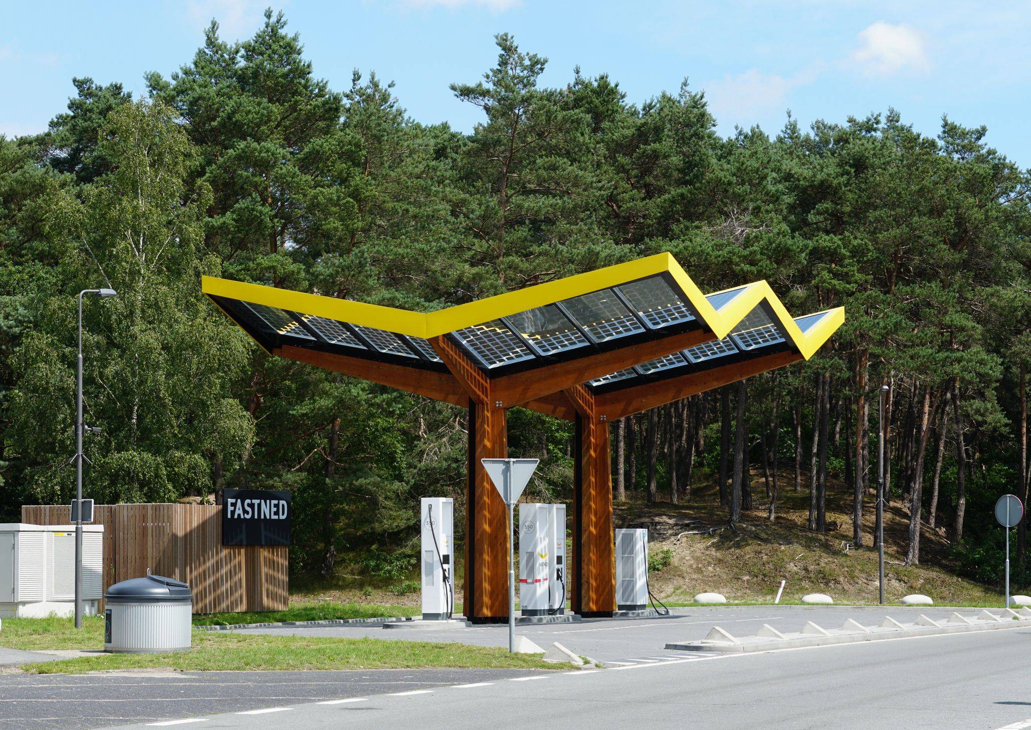 Porsche Taycan First Road Trip Musings/Charging Infrastructure is a Joke BEFB6D66-9208-4613-942B-625A564C2CC3