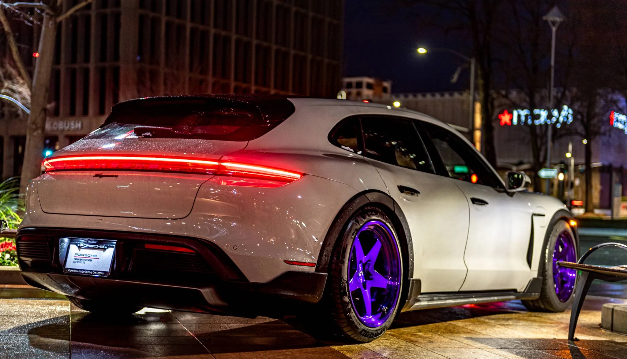 Porsche Taycan The Winter Soldier 5579E1BE-731C-43A6-A490-1E688BB86751