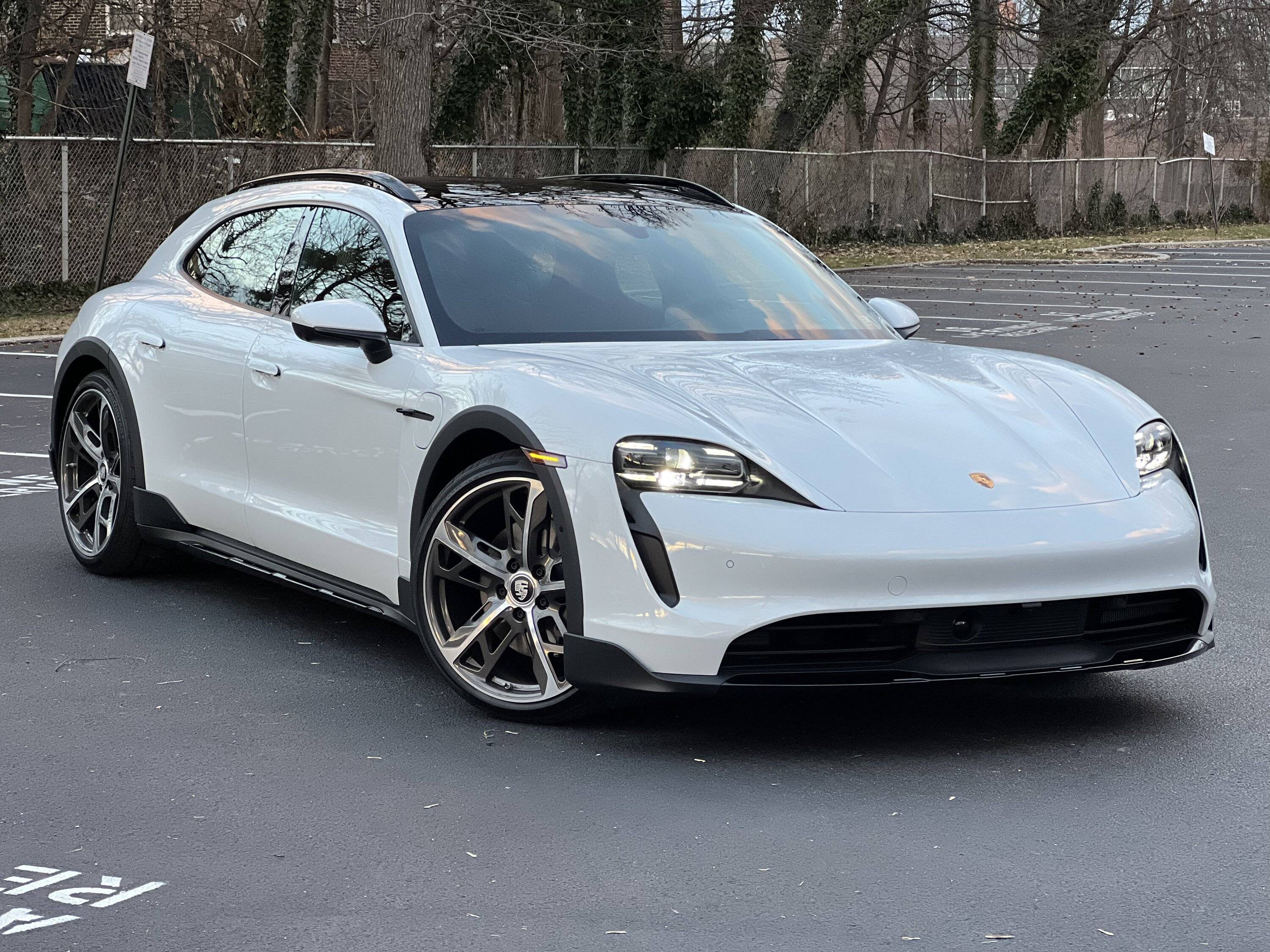 Porsche Taycan Members Say Hello Here! FFDF06BE-DAEE-46DC-BB2A-E399FF410533