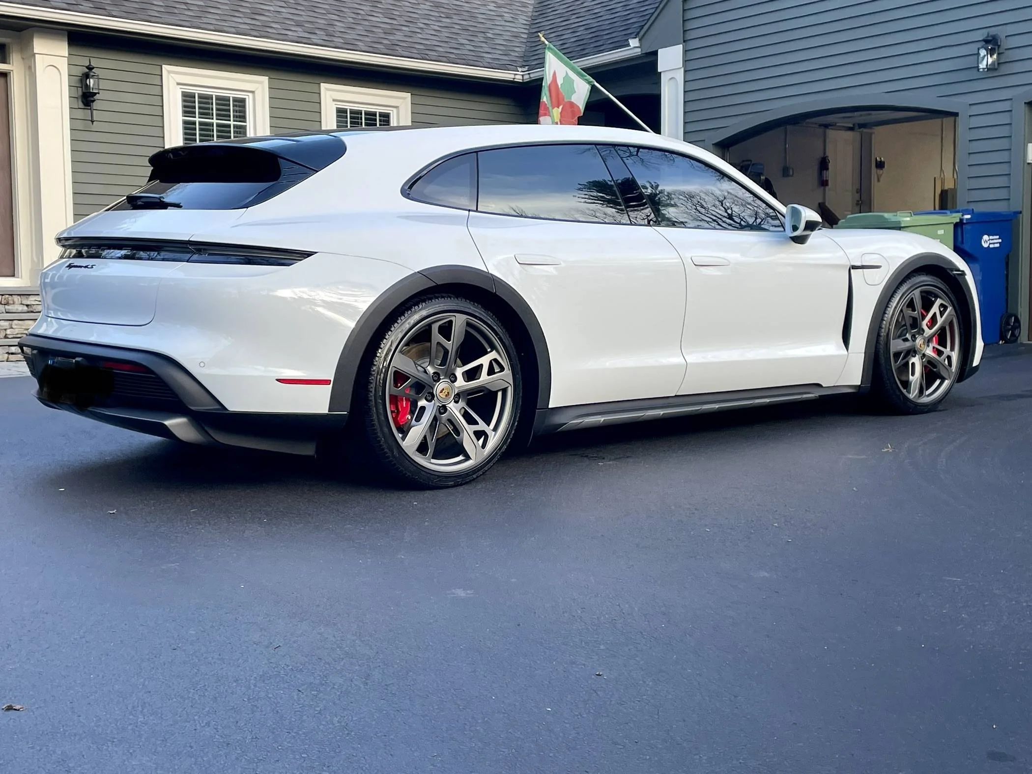 Porsche Taycan 2000 Mile Taycan CT 4S model and options - my review 3BF58F80-B189-491B-8301-6C4D9F794793