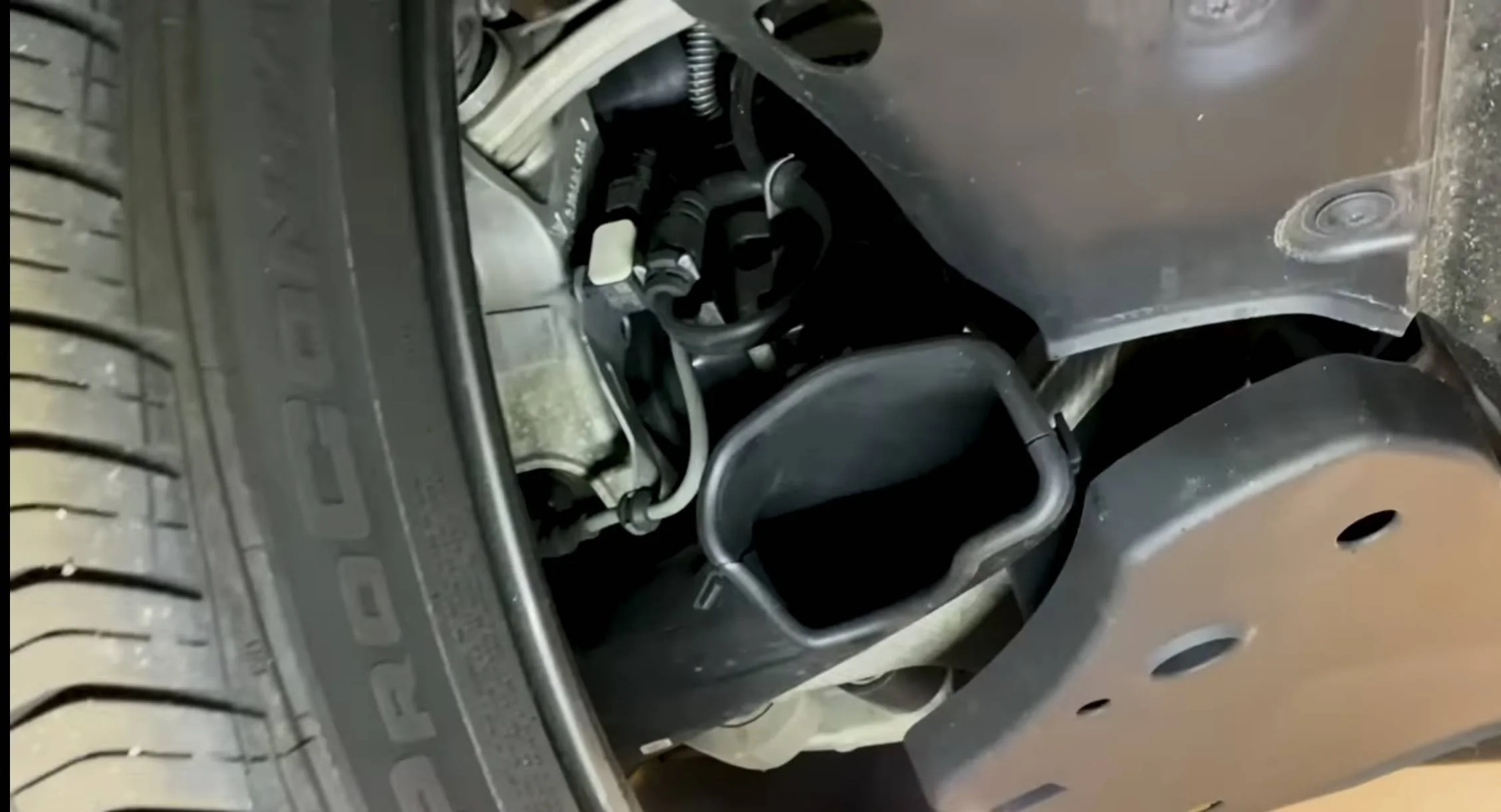 Porsche Taycan Taycan : Braking for more 🤓🤔 -- How the Taycan gets by without a larger brake system—thanks to recuperation 395C3F29-87C0-4E26-AF27-CCC46DC13DAE