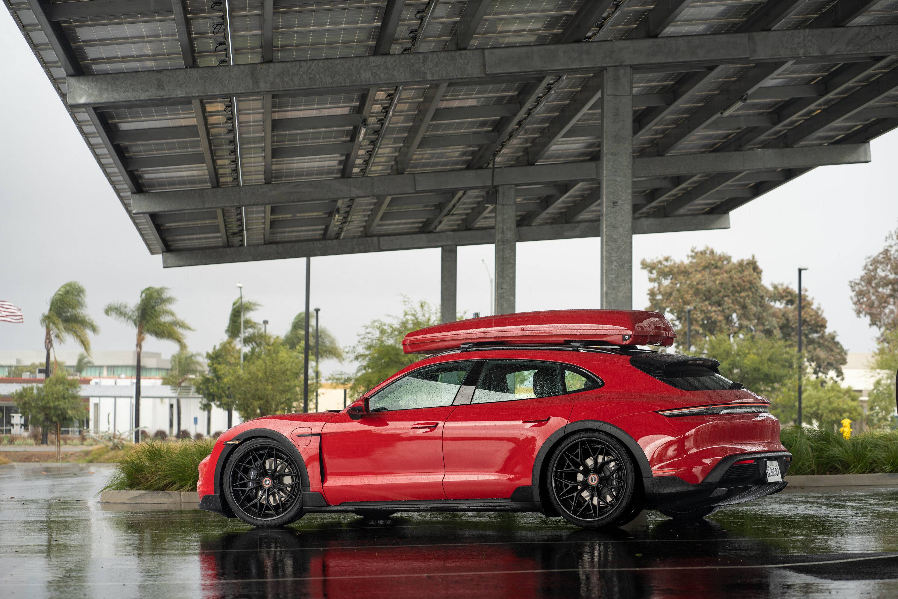 Porsche Taycan ☄️ 2023 Taycan 4 Cross Turismo [22" Wheels, Lowering Module, Roofbox, Adventure Ready] DSC06908.JPG