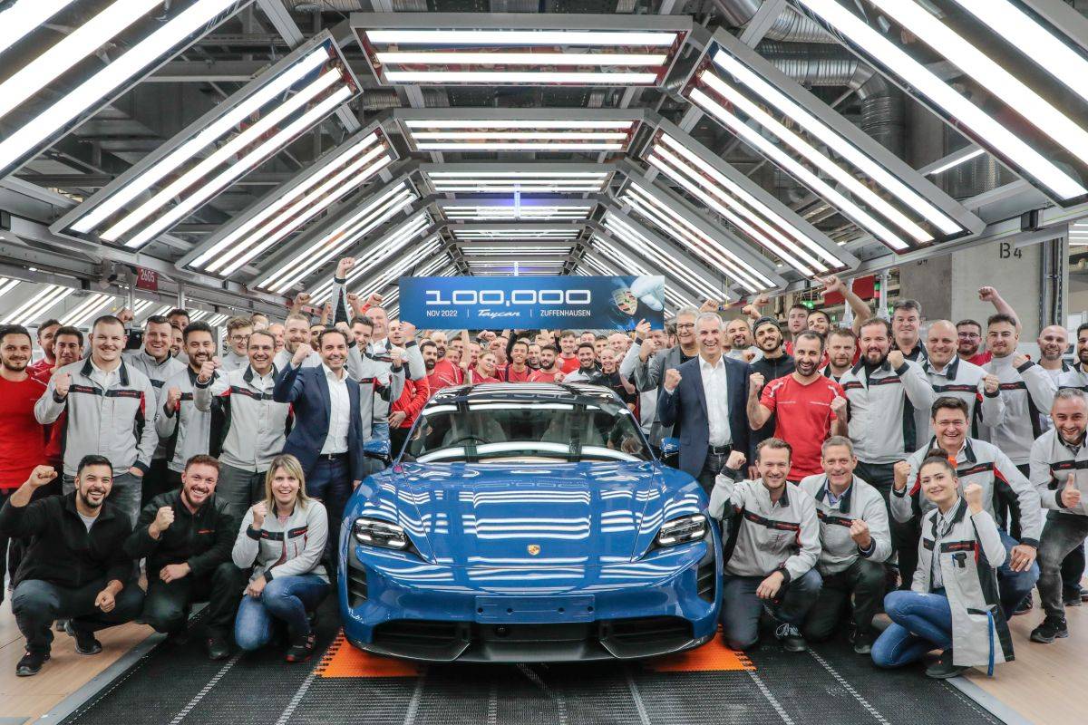 Porsche Taycan Video: The 100,000th Taycan Has Just Been Made fmhygxjbj3o6