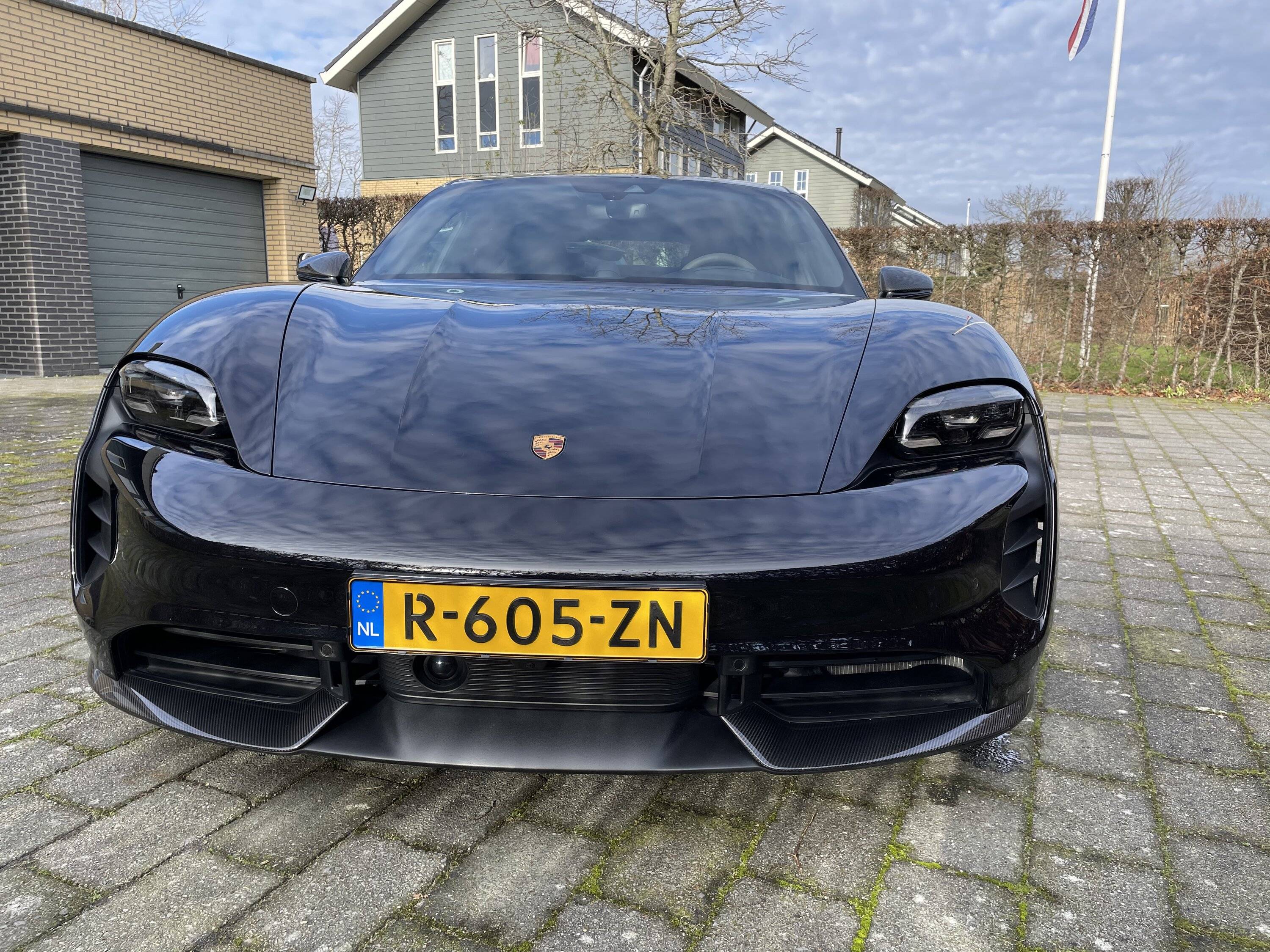 Porsche Taycan My RS Spyder Satin Black Wheels Installed 2A07E0AB-B1EB-4641-AA50-831075E6EFB9