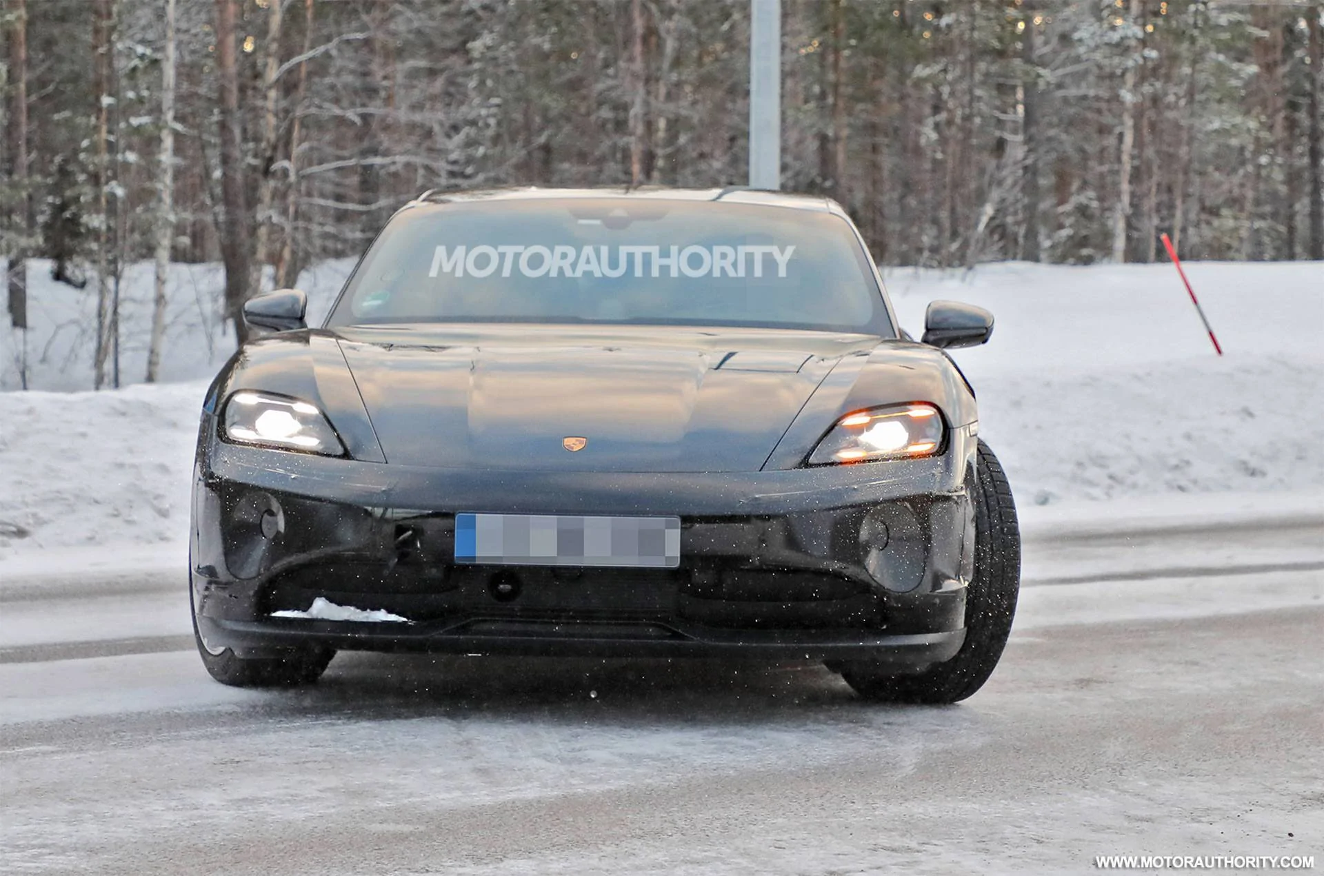 Porsche Taycan Facelift 2024 Taycan spied with updated HD matrix headlights 2024-porsche-taycan-facelift-spy-shots--photo-credit-baldauf_100873880_h