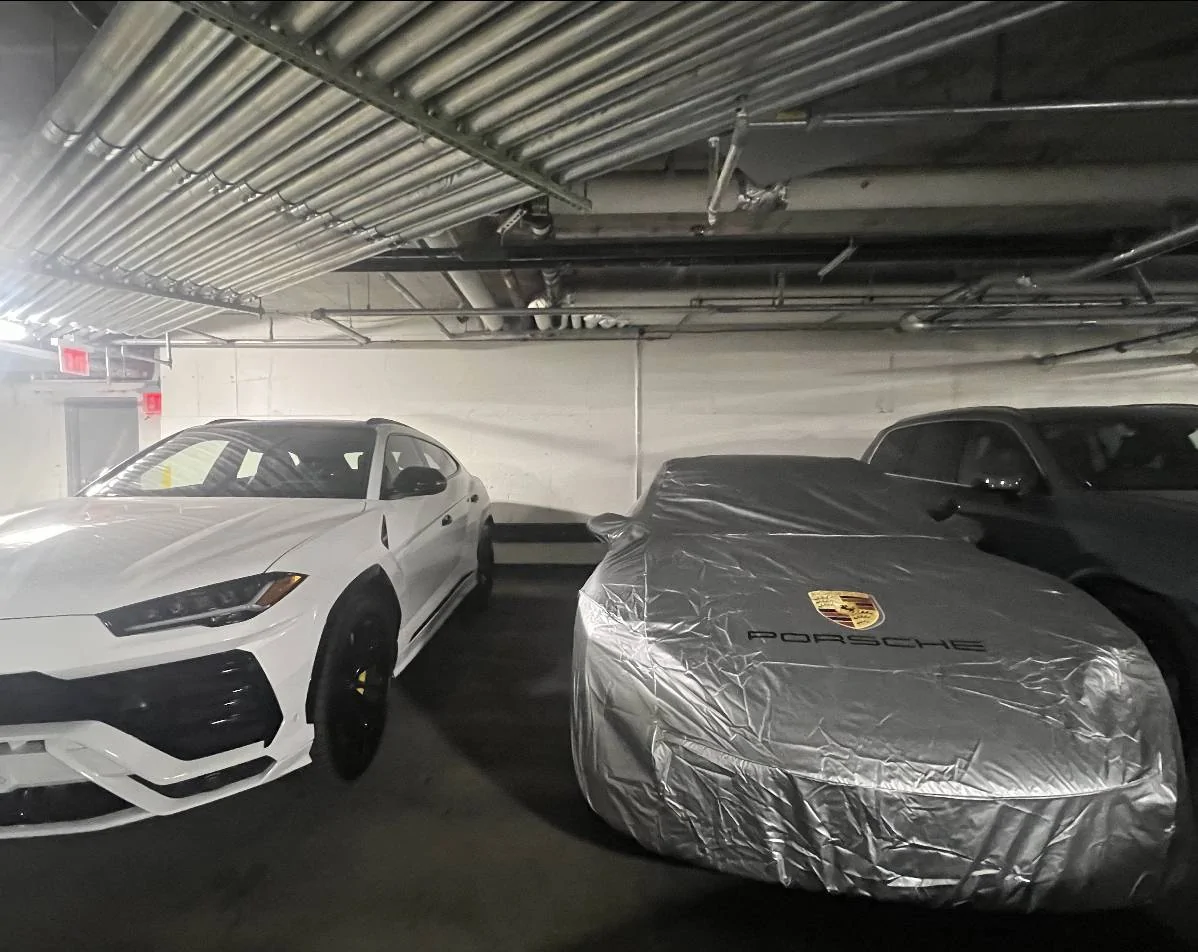 Porsche Taycan Outdoor / Indoor cover 19BBC9A8-1A6D-4854-96D1-762A0EF90802