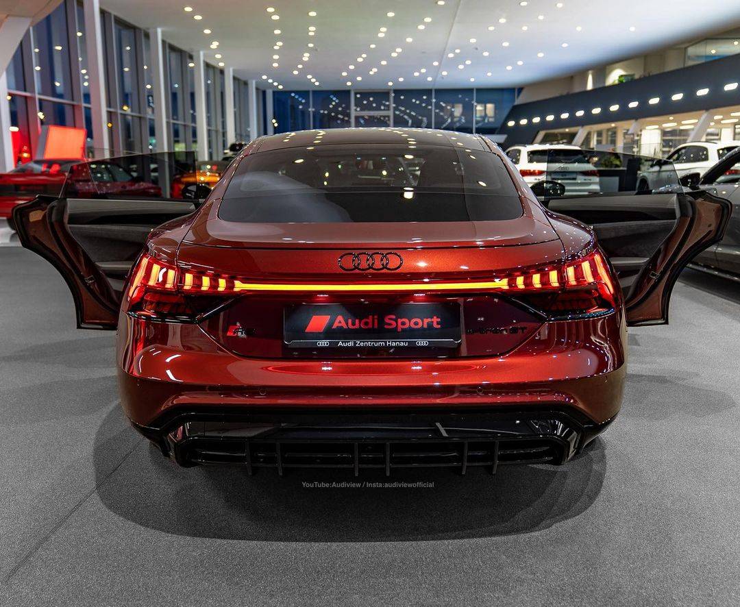 Porsche Taycan Audi Exclusive colors  for the E-Tron GT _114283659574232481_n