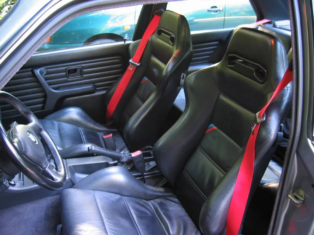 Porsche Taycan Red Seat Belts Retrofitted in Taycan 155A7CD4-78FE-4E5E-8F9B-290616900C1C