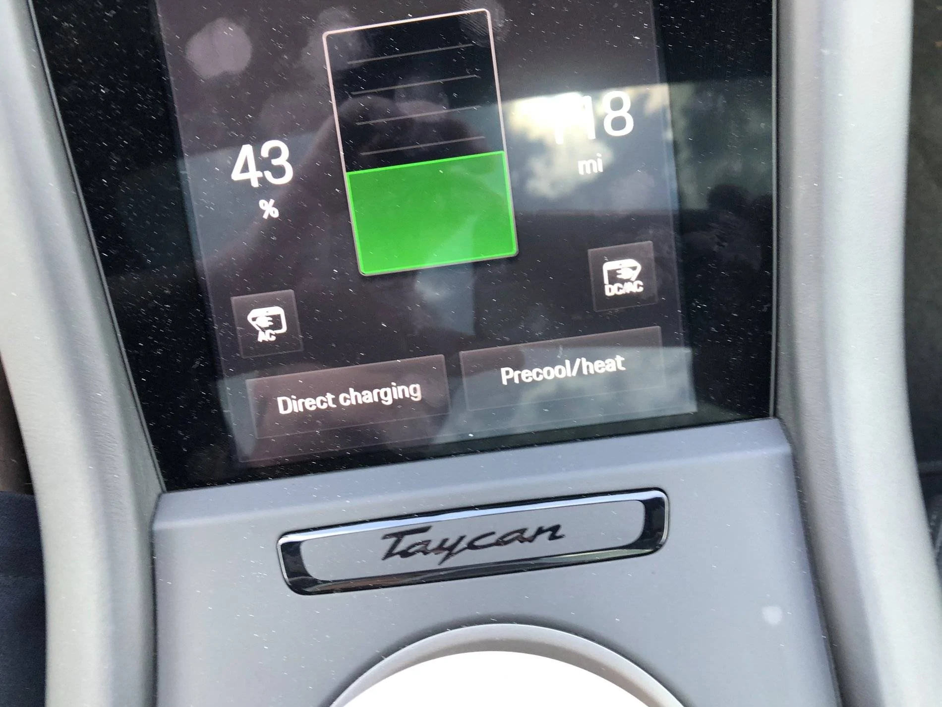 Porsche Taycan Taycan 4S: similar energy consumption with P85D, significantly better range. Long post IMG_2198