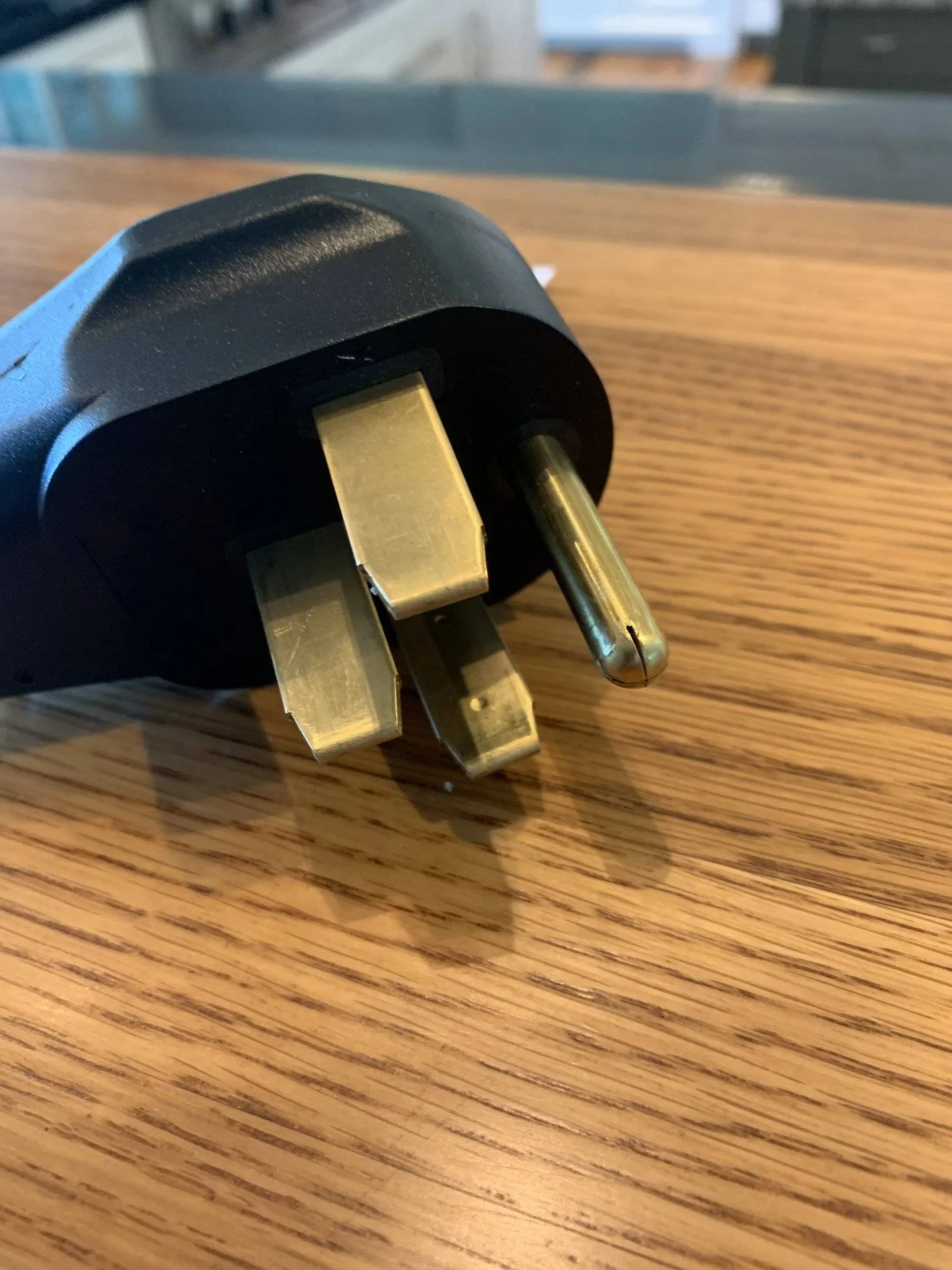 Porsche Taycan Is this the right power cord? E02E5EB7-0539-448A-B318-3F66370A2B43
