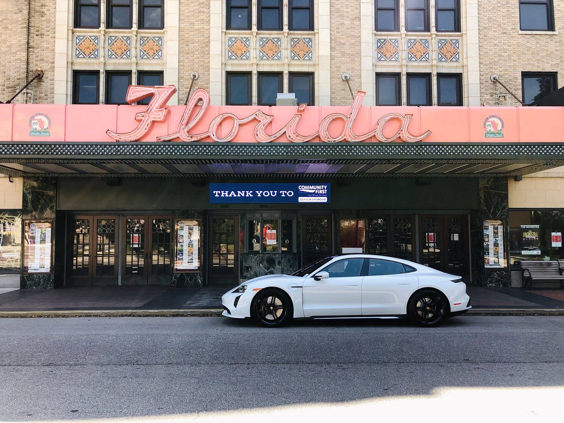 Porsche Taycan CARRARA WHITE Taycan Club White Taycan Black Wheels PCCB 1