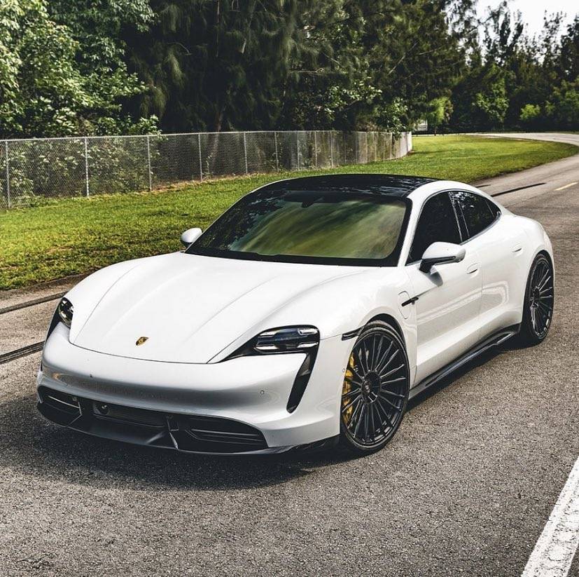 Porsche Taycan Aftermarket wheels for Taycan wheels-lowerering-llinks-lowered-suspension-1-jpe