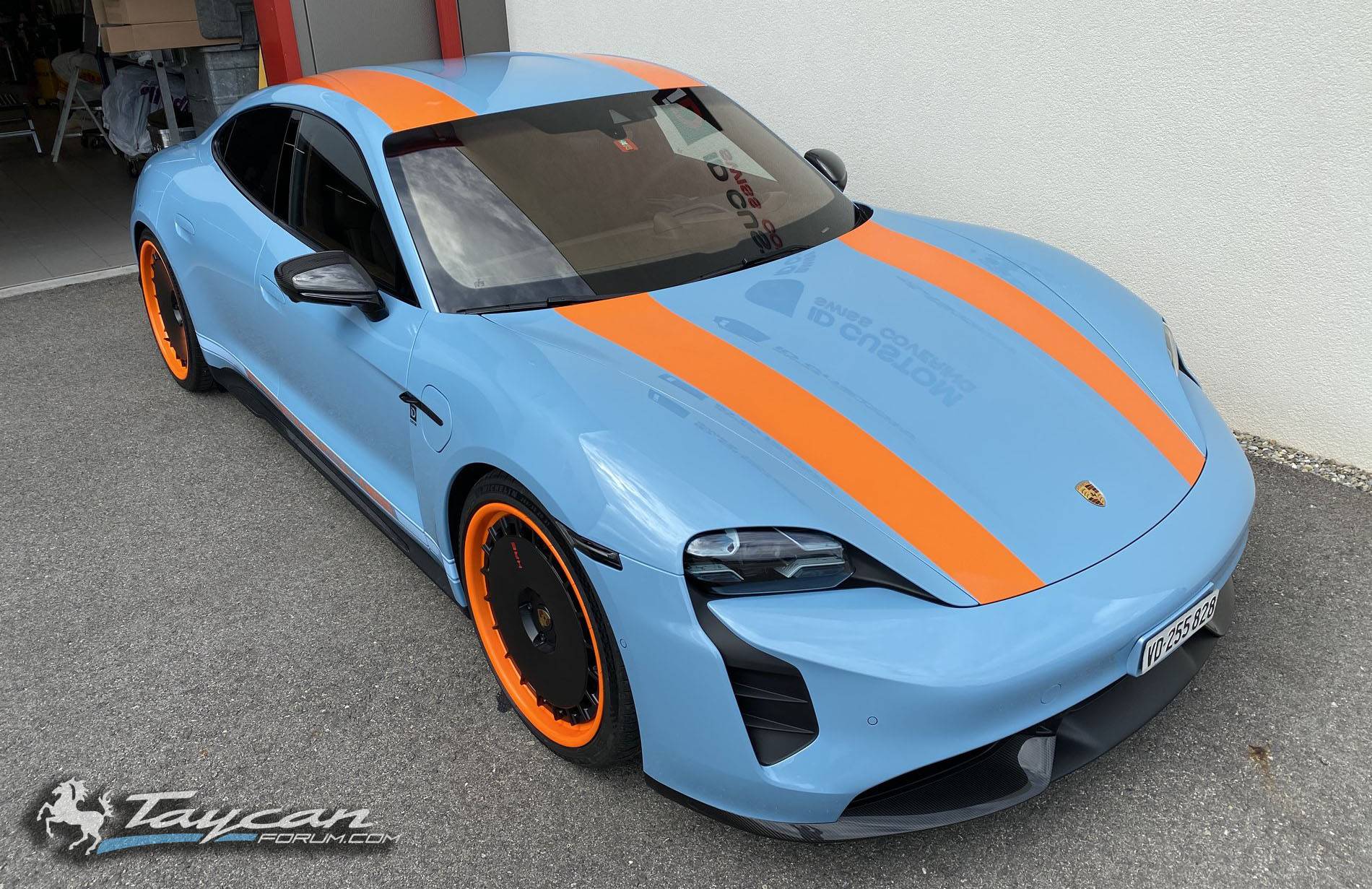 Porsche Taycan Aftermarket wheels for Taycan wrapped-taycan-r-gulf-livery-hre-wheels-4-