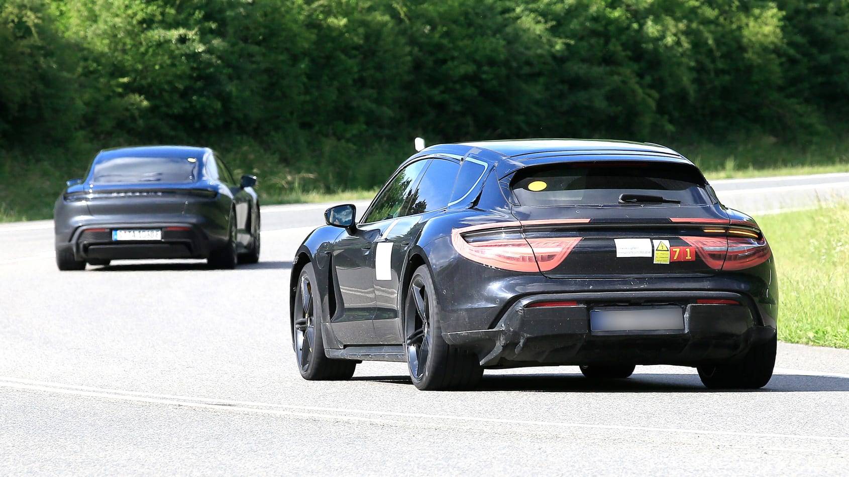 Porsche Taycan Latest Taycan Cross Turismo Prototype Spy Shots Porsche%20Taycan%20Cross%20Turismo-7