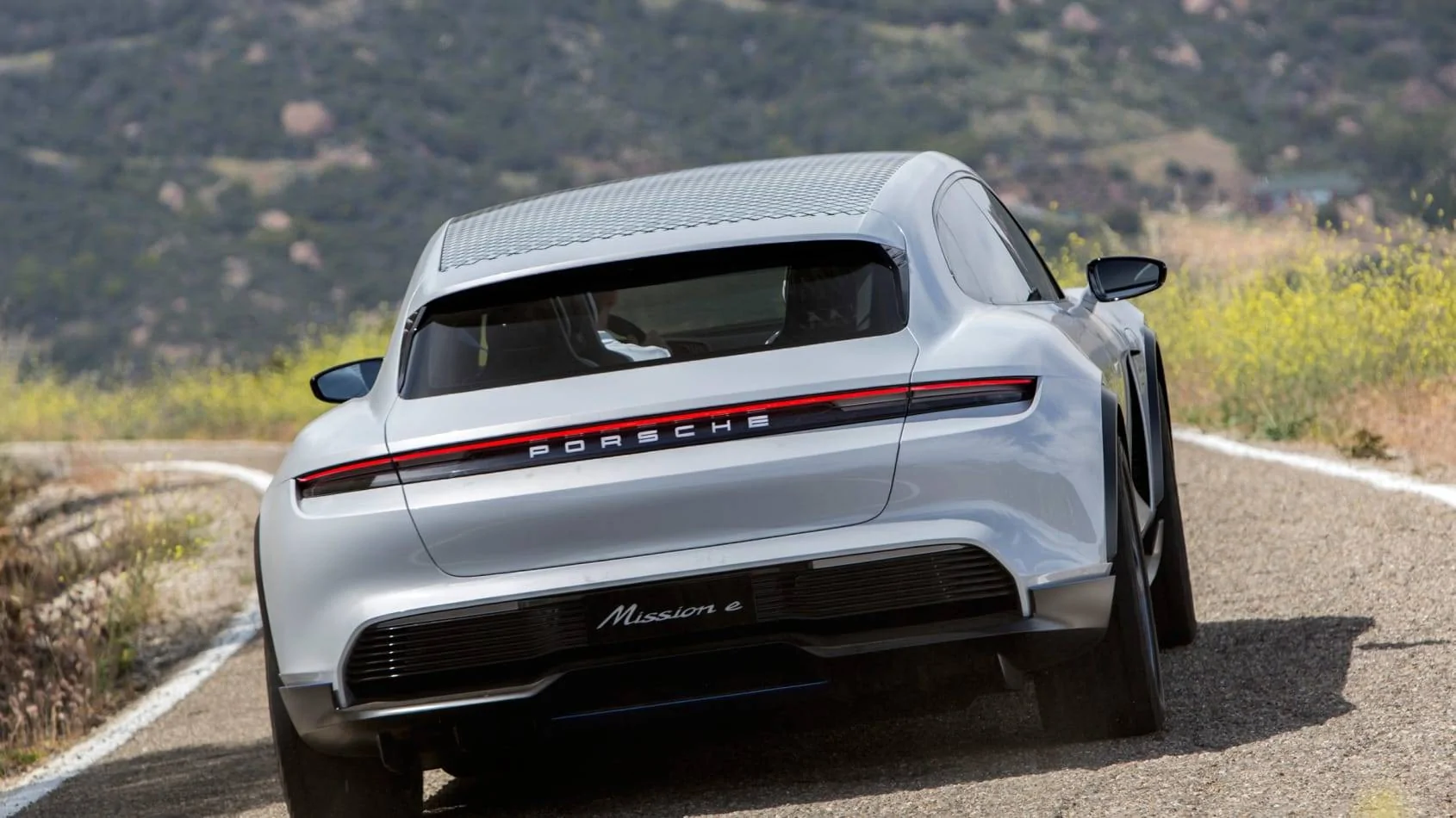 Porsche Taycan Latest Taycan Cross Turismo Prototype Spy Shots ssion_e_cross_turismo_california_2018_porsche_ag-8