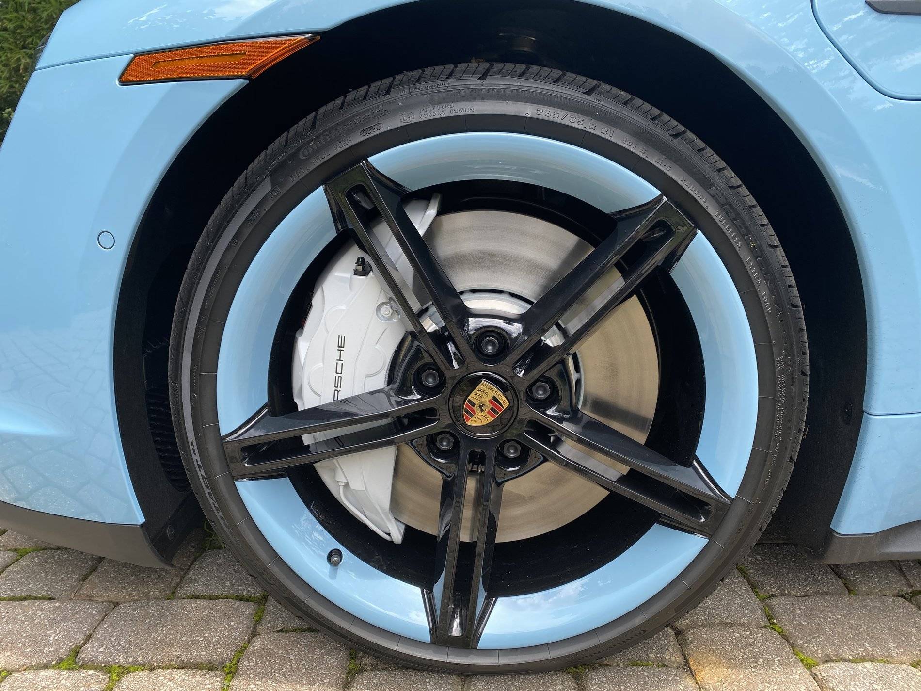 Porsche Taycan Frozen Blue Taycan, with matching Mission-E wheels and side skirt AC3246F1-B985-4DA6-8D65-F17A9278129F