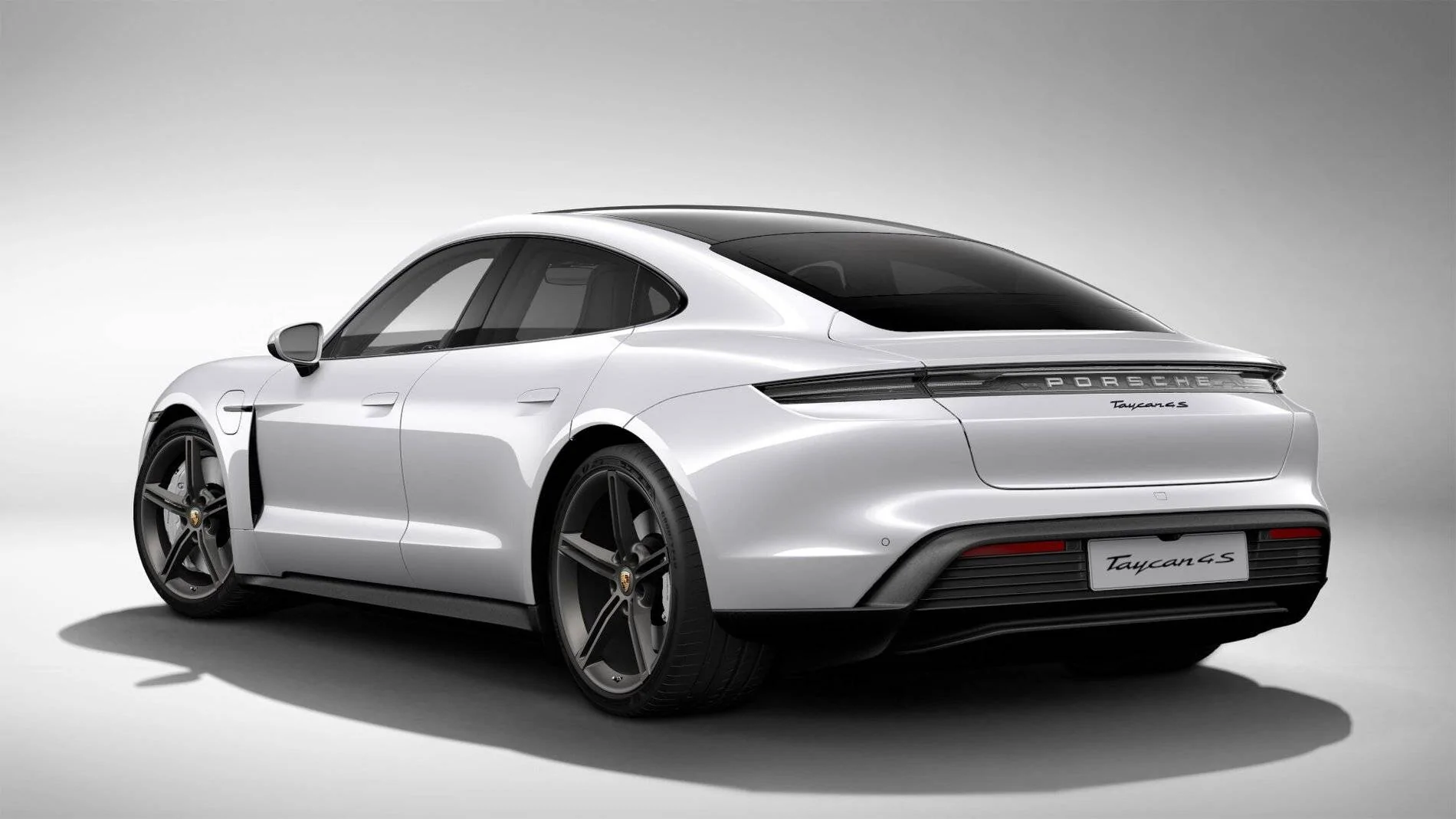 Porsche Taycan Help...opinion on colours/ spec! car
