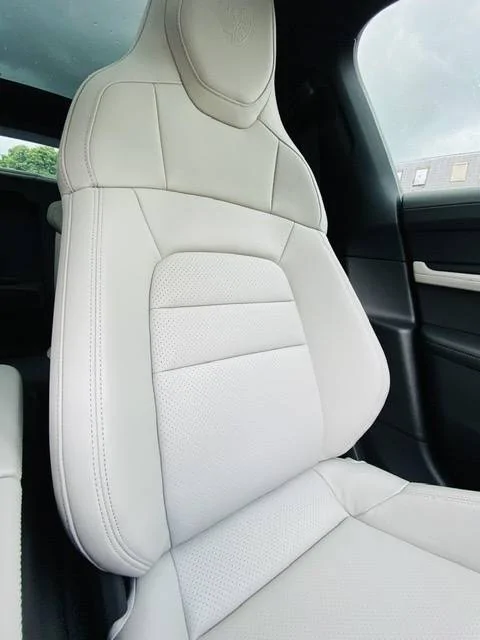 Porsche Taycan Uk Delivery Updates ACA1A563-11E0-41D6-B703-07DC89DE7A8F