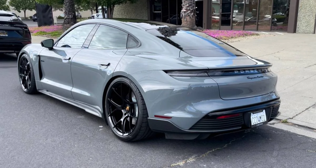 Porsche Taycan Help me choose a wrap DC7B39A0-AF67-4DC0-921A-78533A2AE607