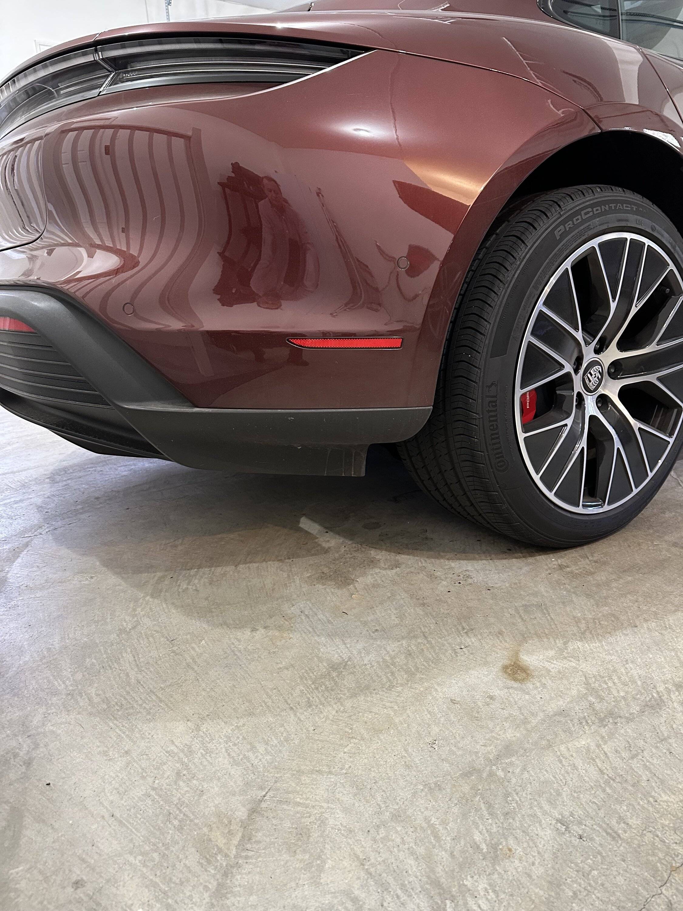Porsche Taycan Rear bumper reflectors IMG_0031