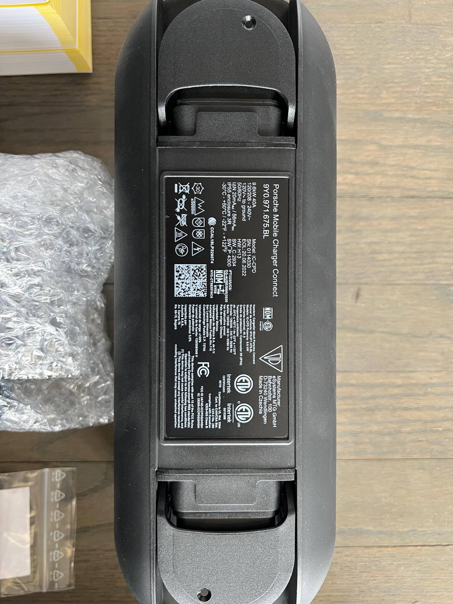 Brand New Porsche Mobile Charger Connect 9Y0.971.675.BL IC-CPD